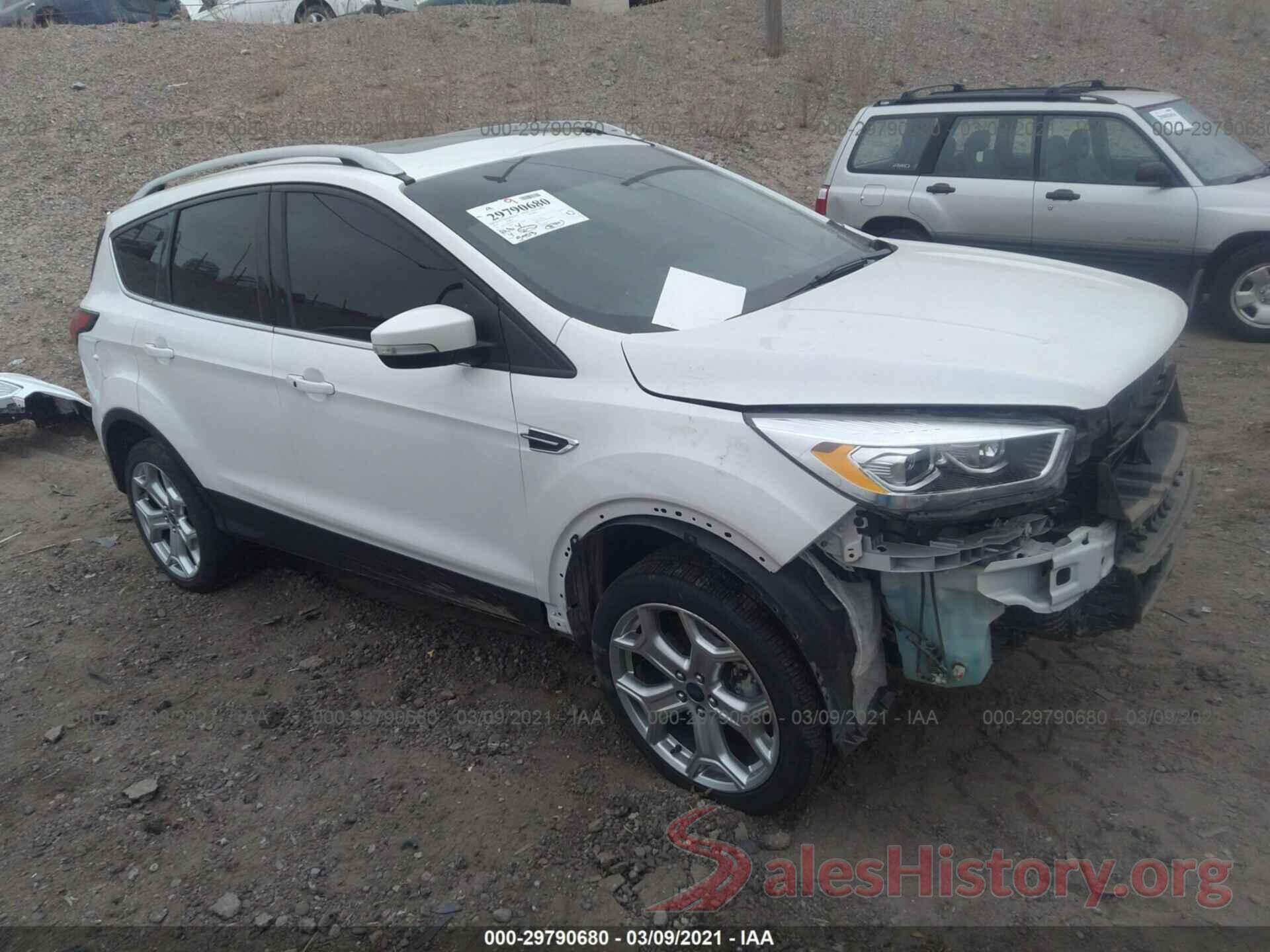 1FMCU0J96KUB27552 2019 FORD ESCAPE