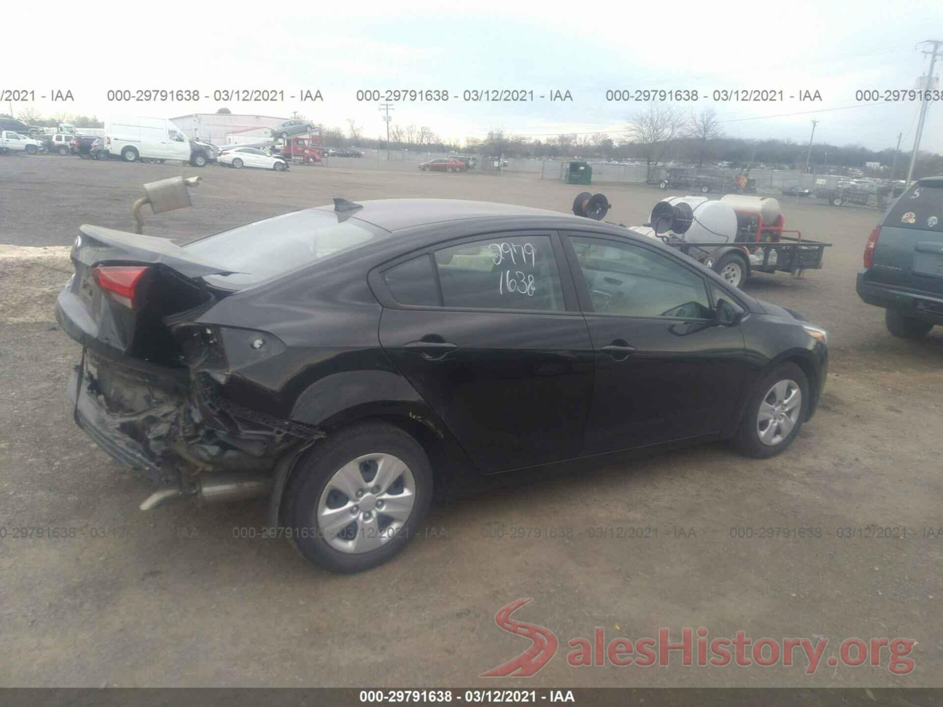 3KPFK4A73HE052457 2017 KIA FORTE