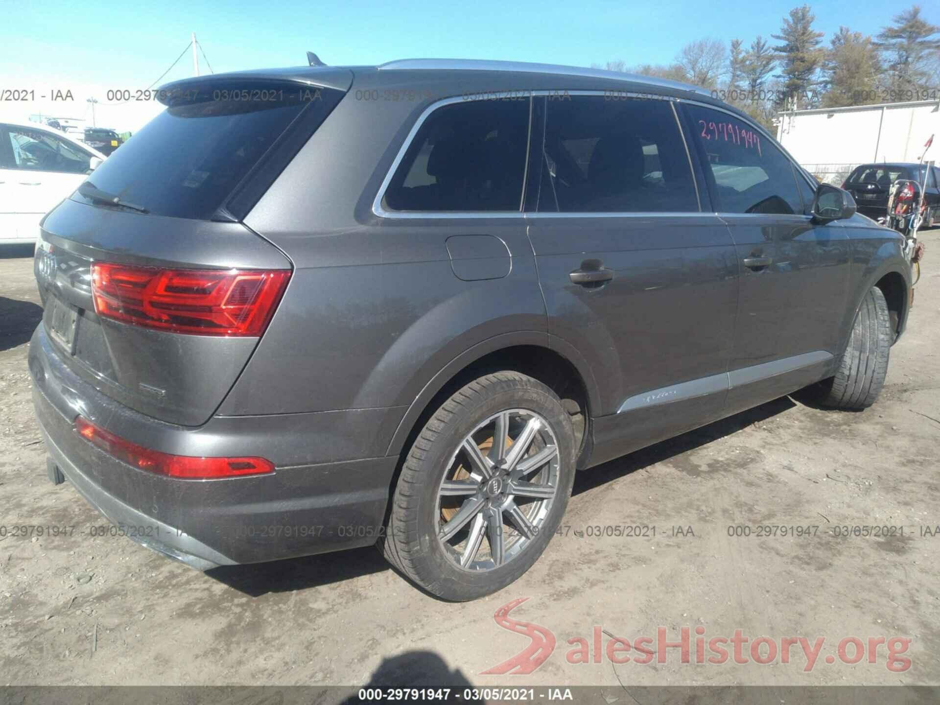 WA1LHAF72JD033036 2018 AUDI Q7