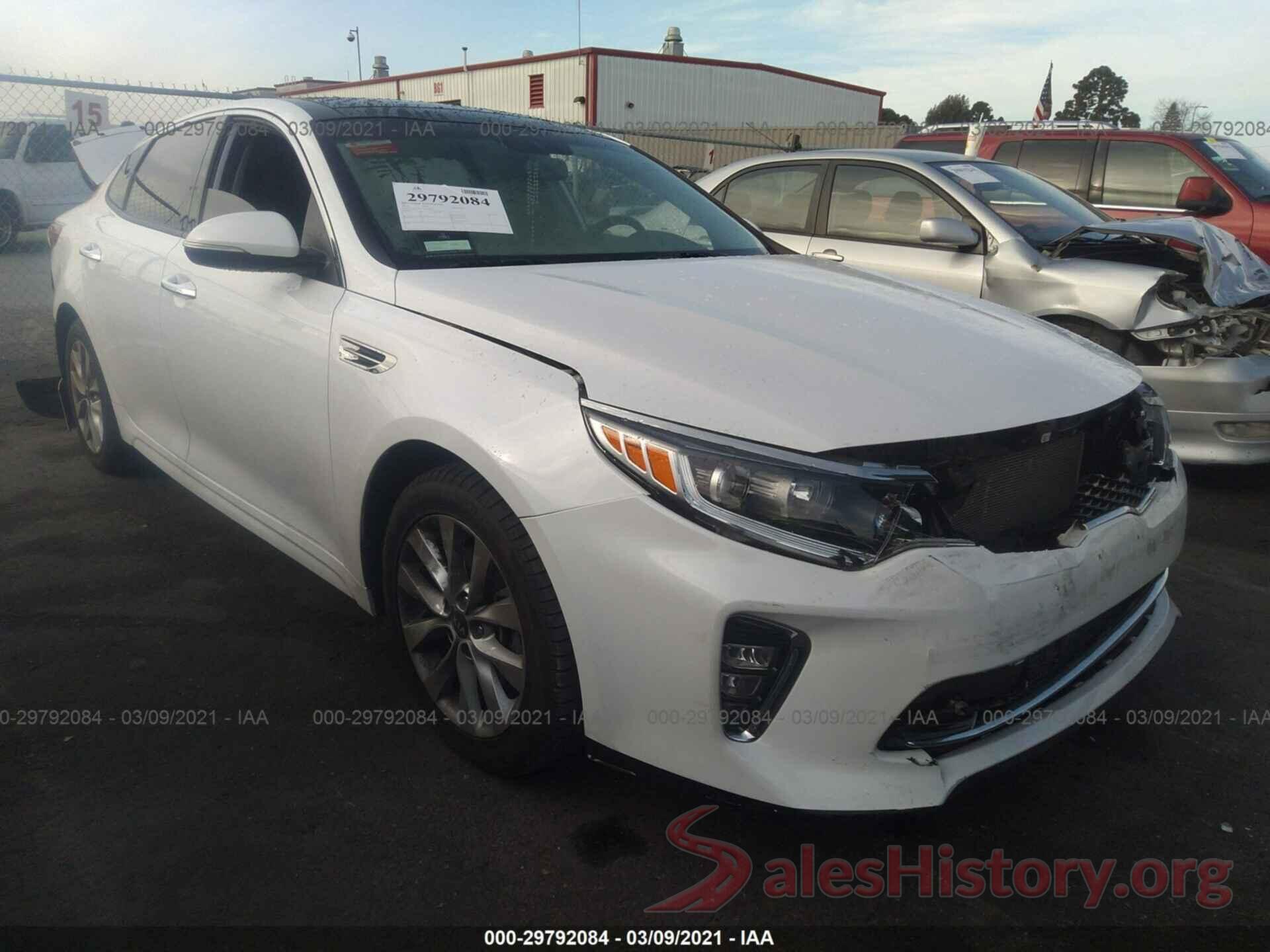 5XXGT4L30JG243830 2018 KIA OPTIMA