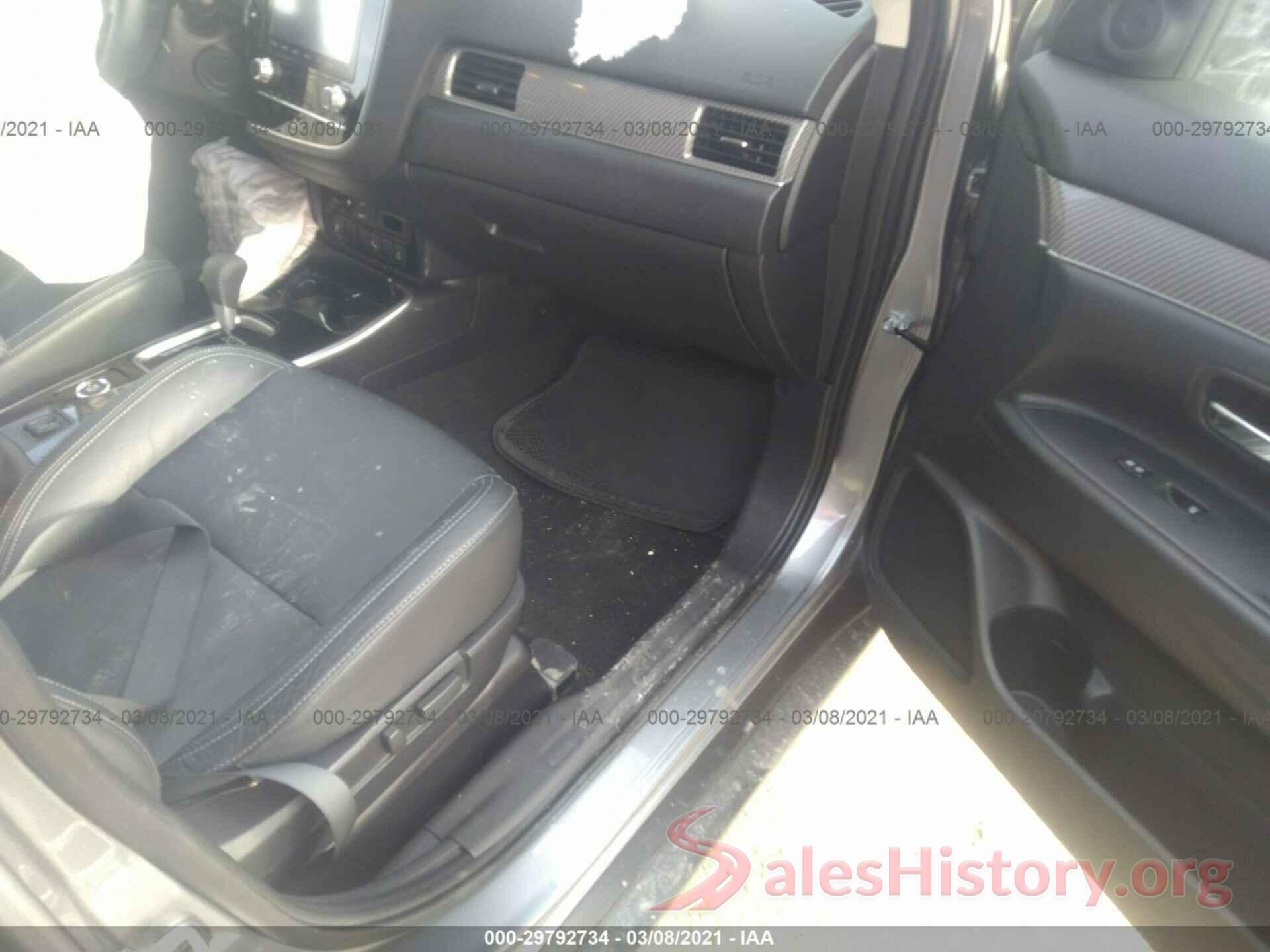 JA4AZ3A33LZ035369 2020 MITSUBISHI OUTLANDER