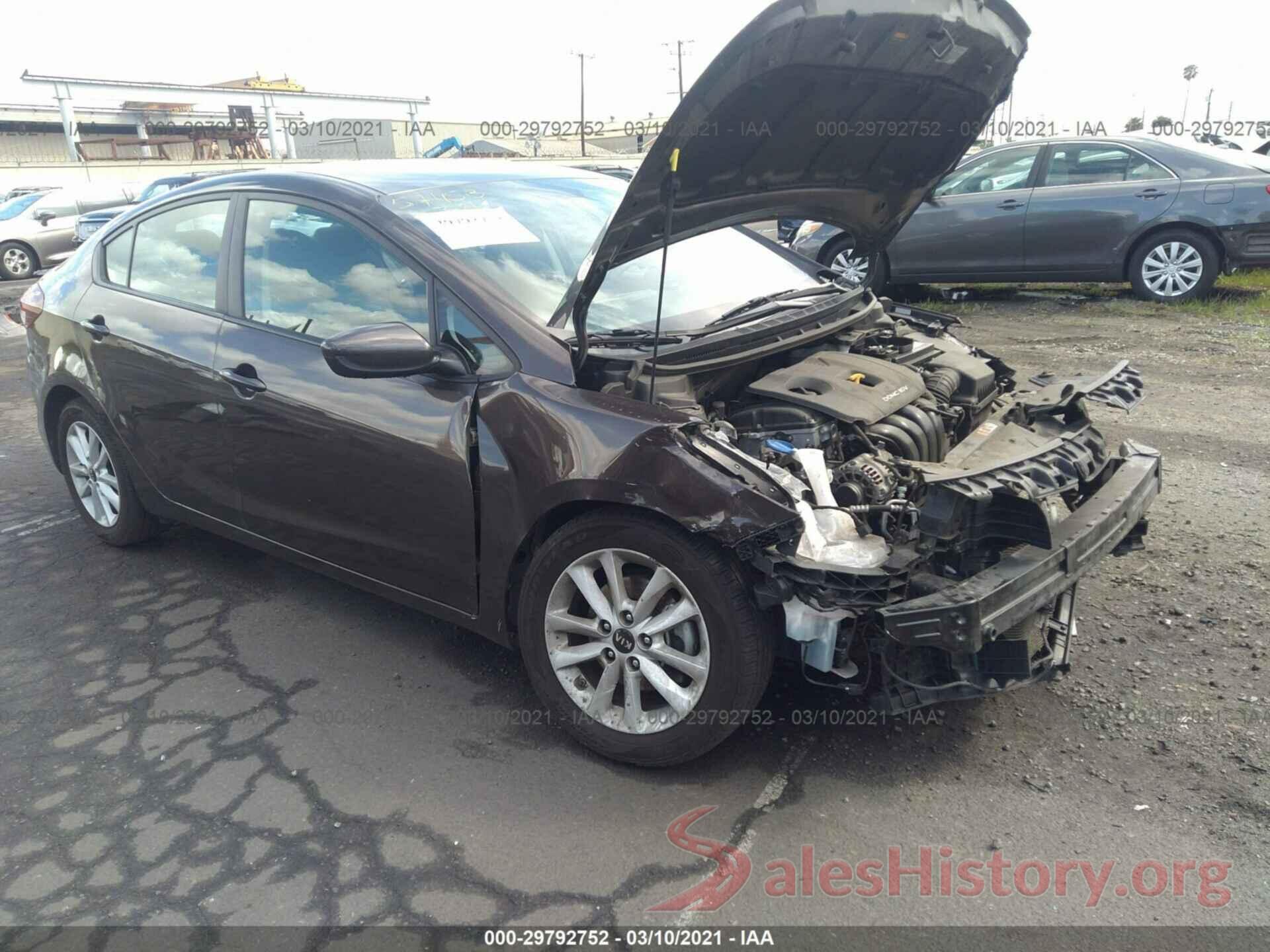 3KPFL4A70HE117195 2017 KIA FORTE