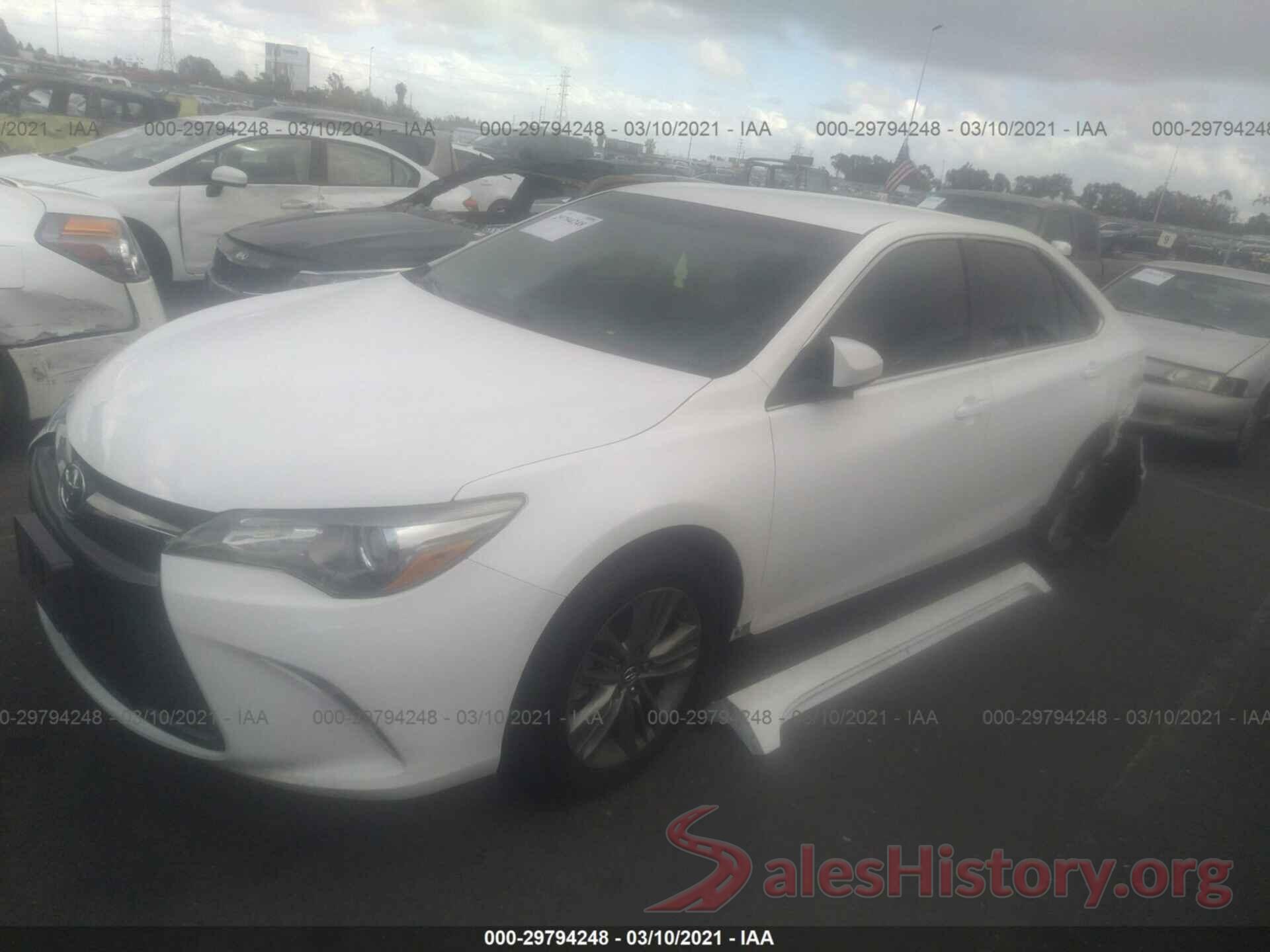 4T1BF1FK0HU647942 2017 TOYOTA CAMRY