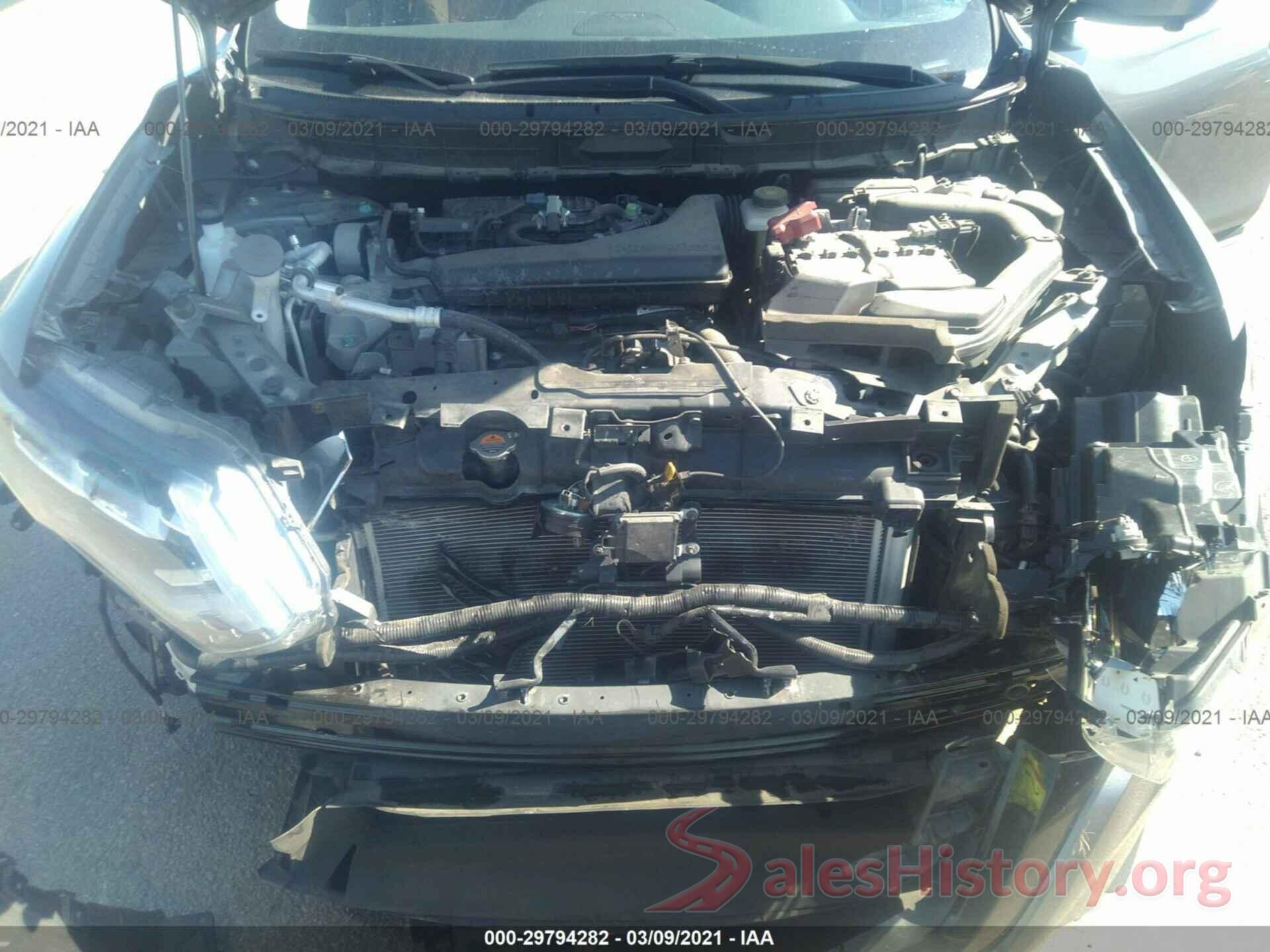 JN8AT2MT2JW452305 2018 NISSAN ROGUE