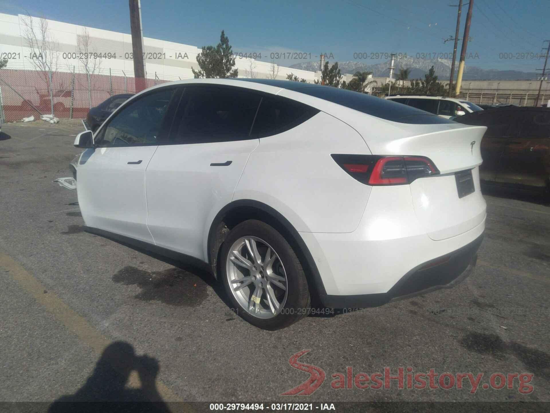 5YJYGDEE8MF098759 2021 TESLA MODEL Y