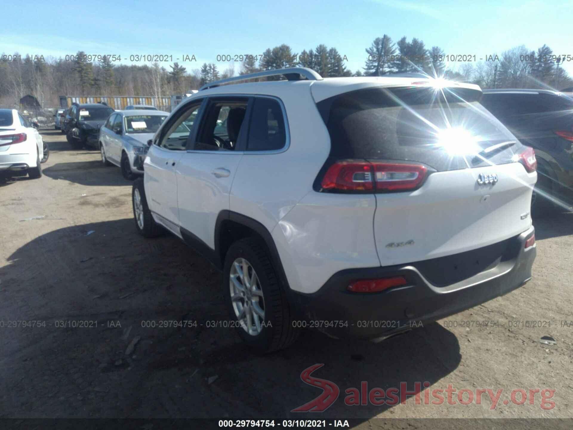 1C4PJMCS0HW575823 2017 JEEP CHEROKEE