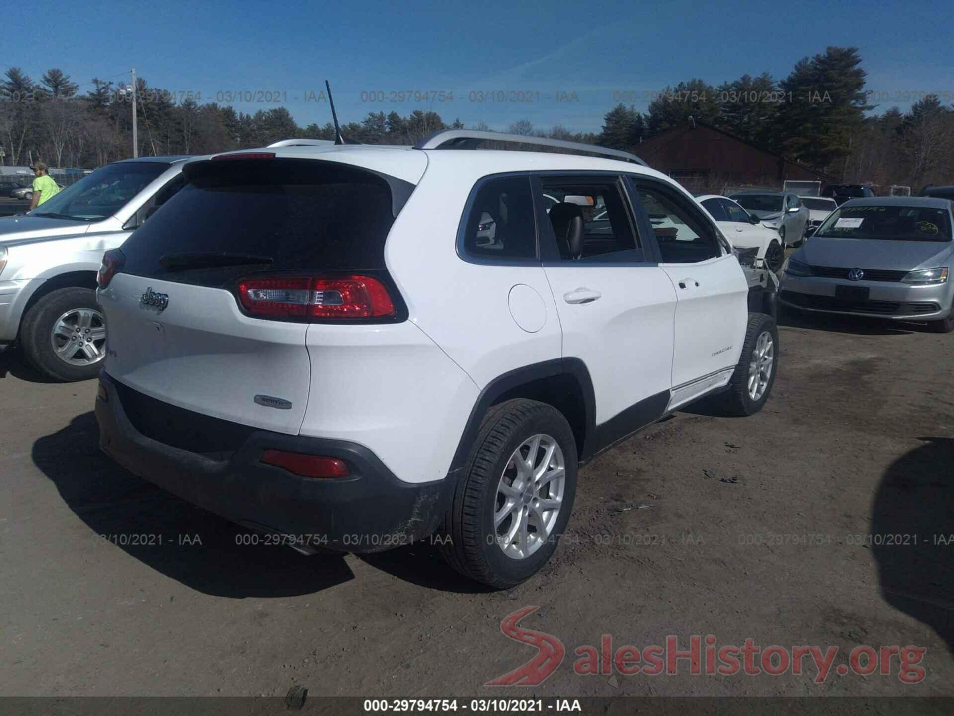 1C4PJMCS0HW575823 2017 JEEP CHEROKEE