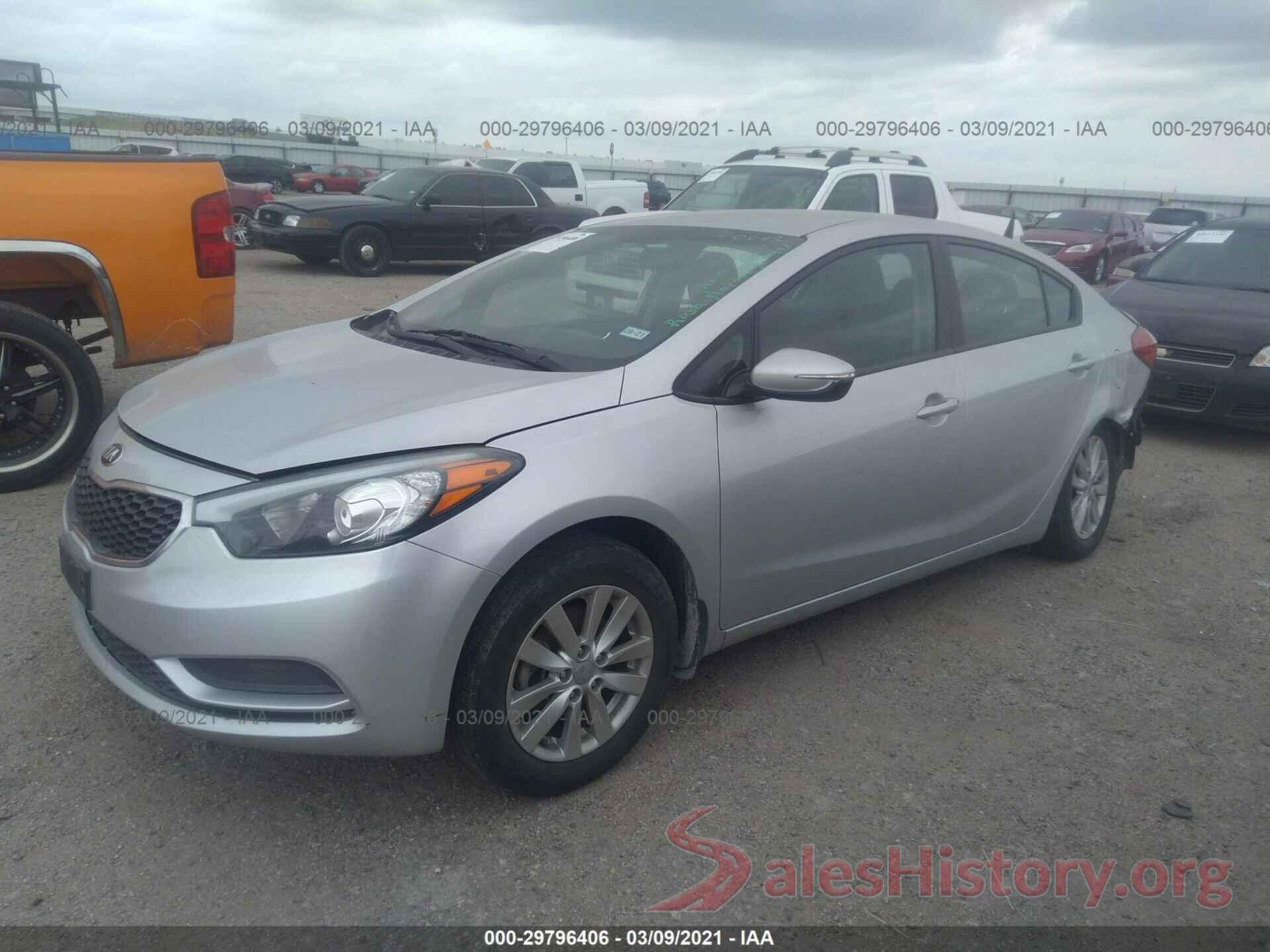 KNAFX4A6XG5477724 2016 KIA FORTE