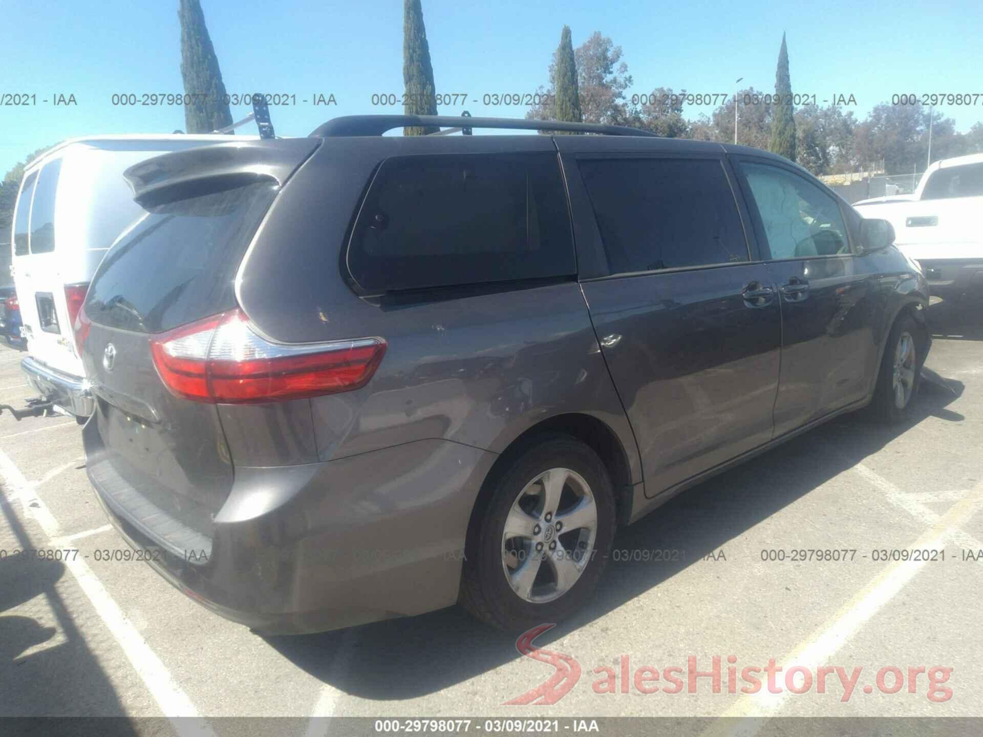 5TDKZ3DCXHS822382 2017 TOYOTA SIENNA