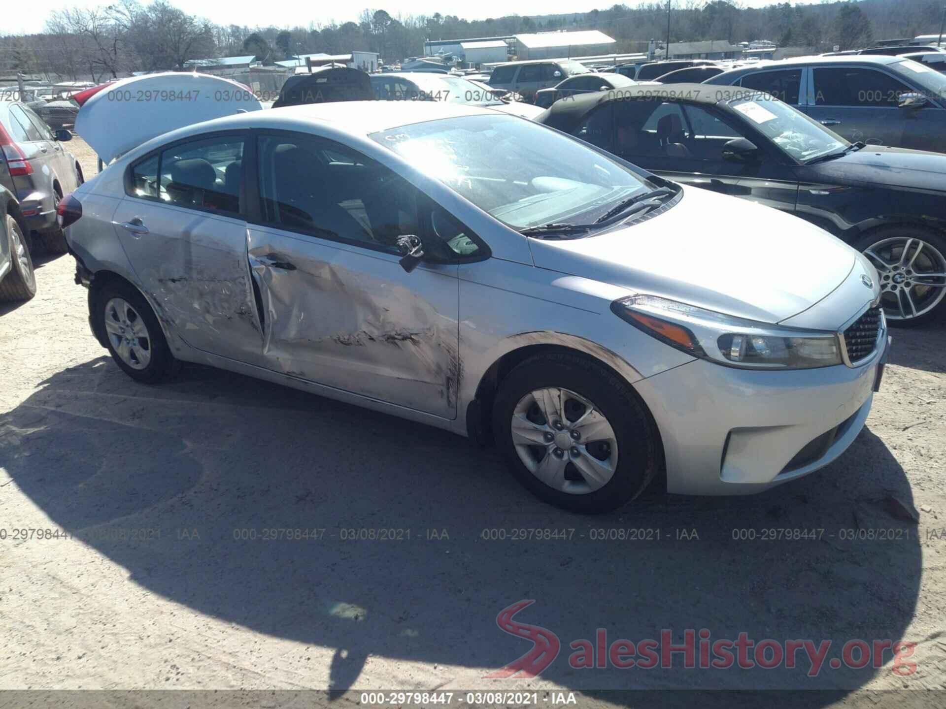 3KPFK4A79HE020600 2017 KIA FORTE