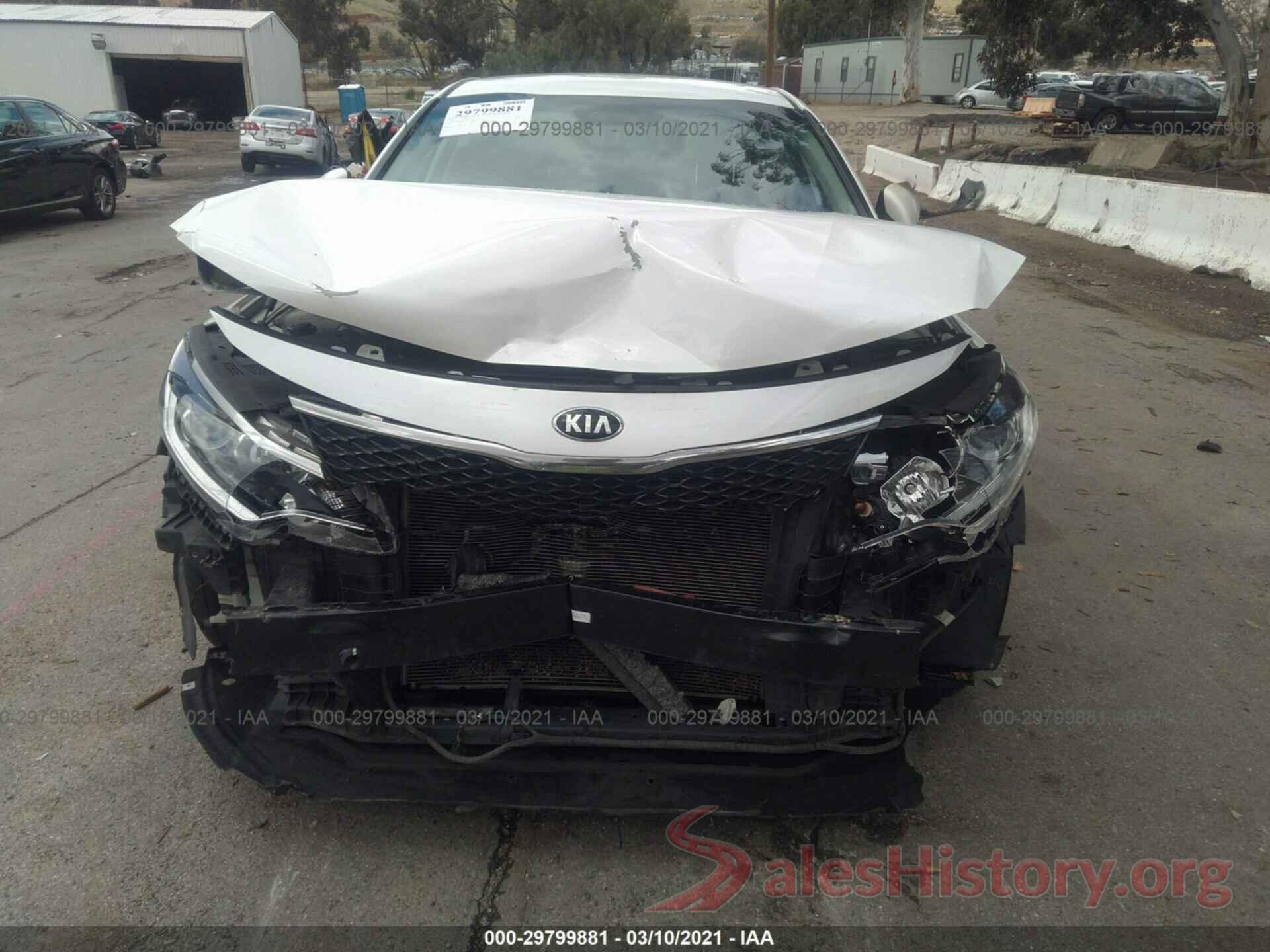 KNAGT4L38G5104586 2016 KIA OPTIMA