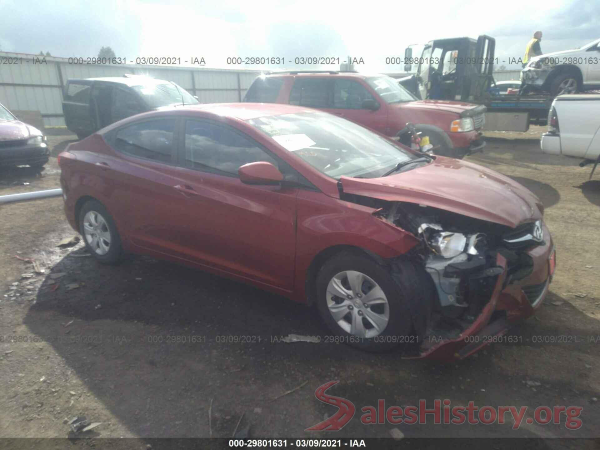 5NPDH4AE0GH773222 2016 HYUNDAI ELANTRA