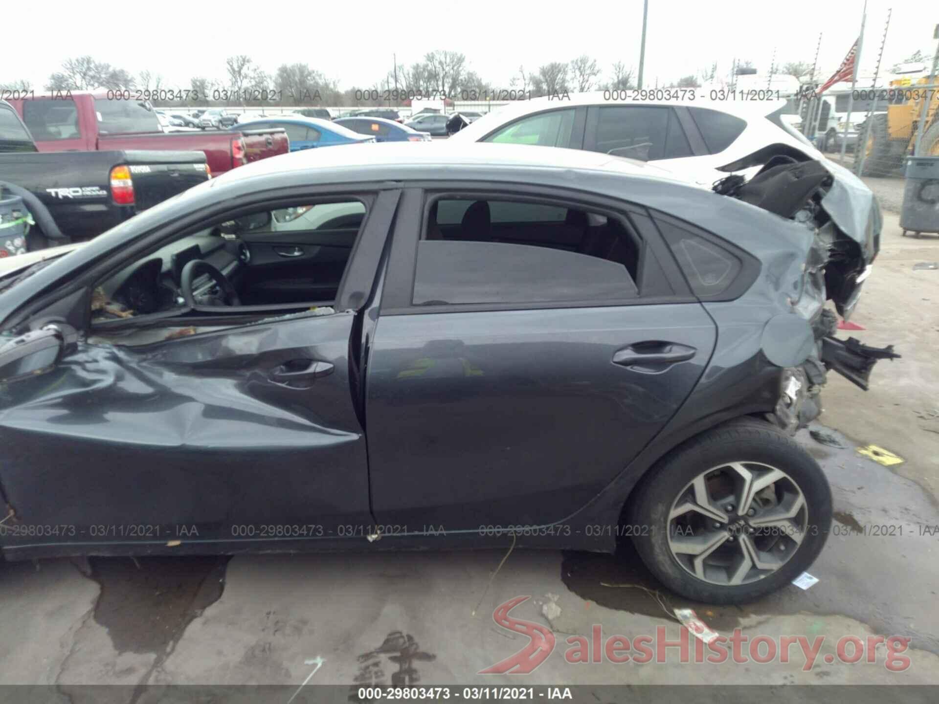 3KPF24AD6KE126063 2019 KIA FORTE