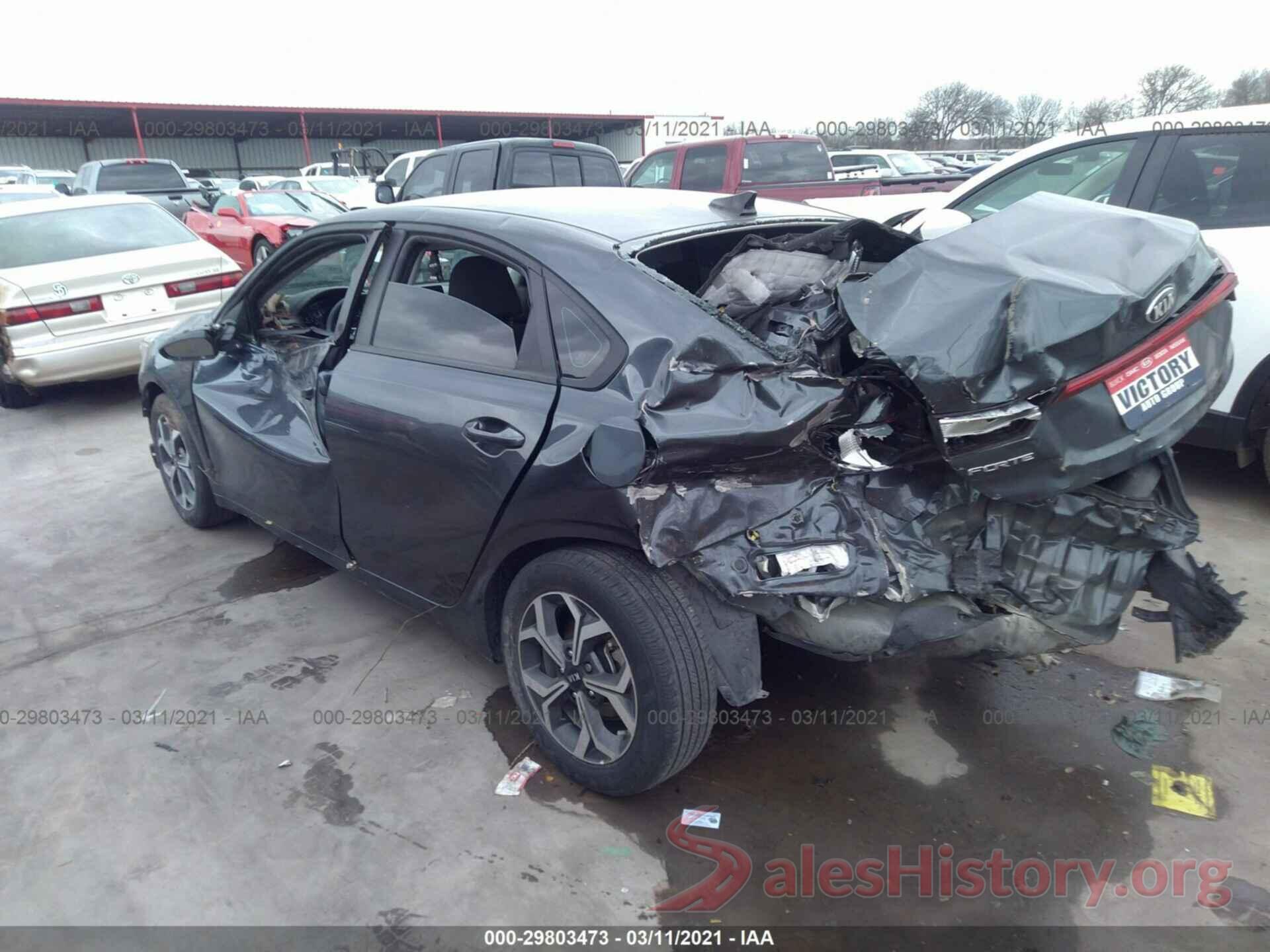 3KPF24AD6KE126063 2019 KIA FORTE