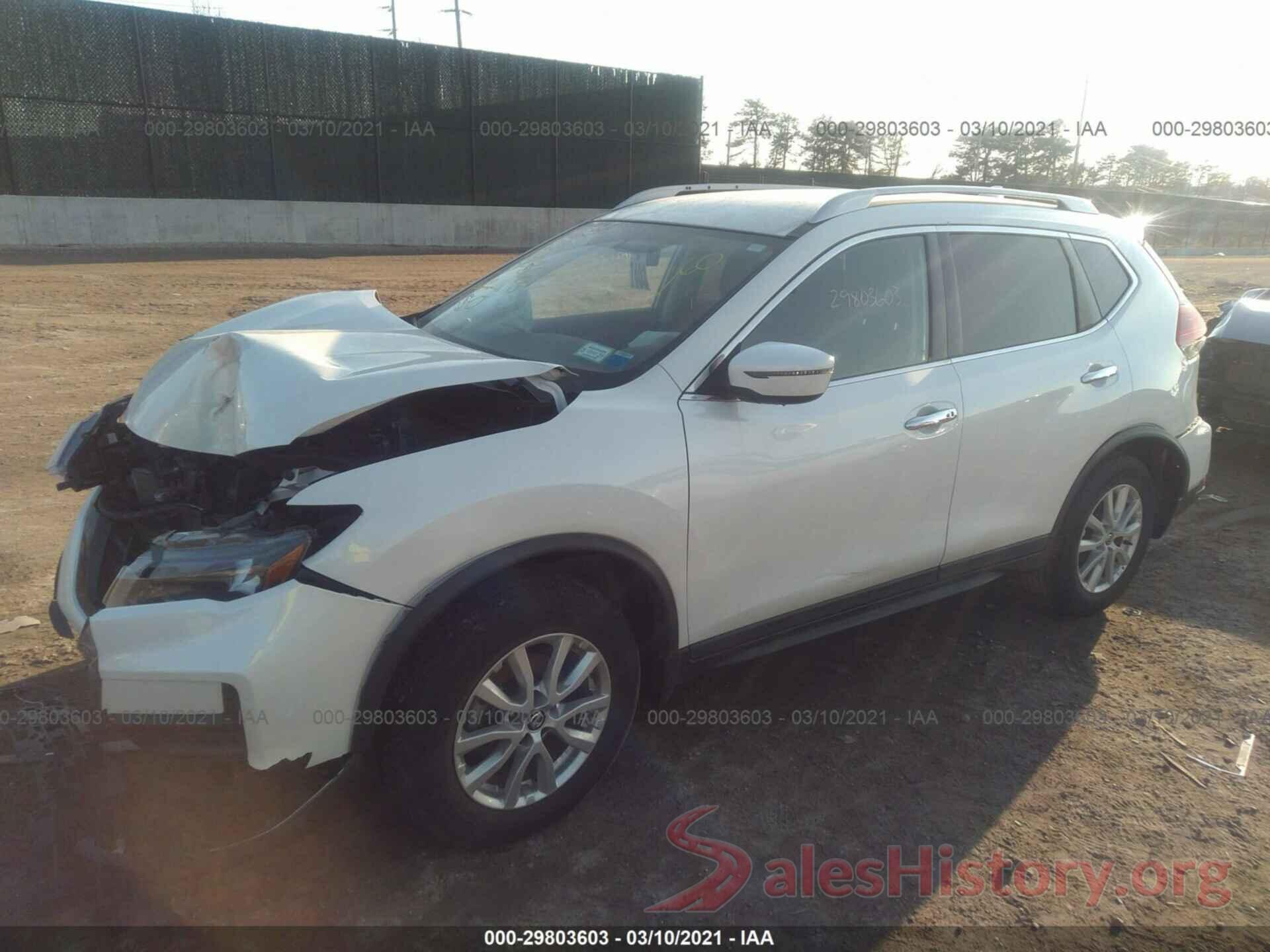 KNMAT2MV9JP606631 2018 NISSAN ROGUE