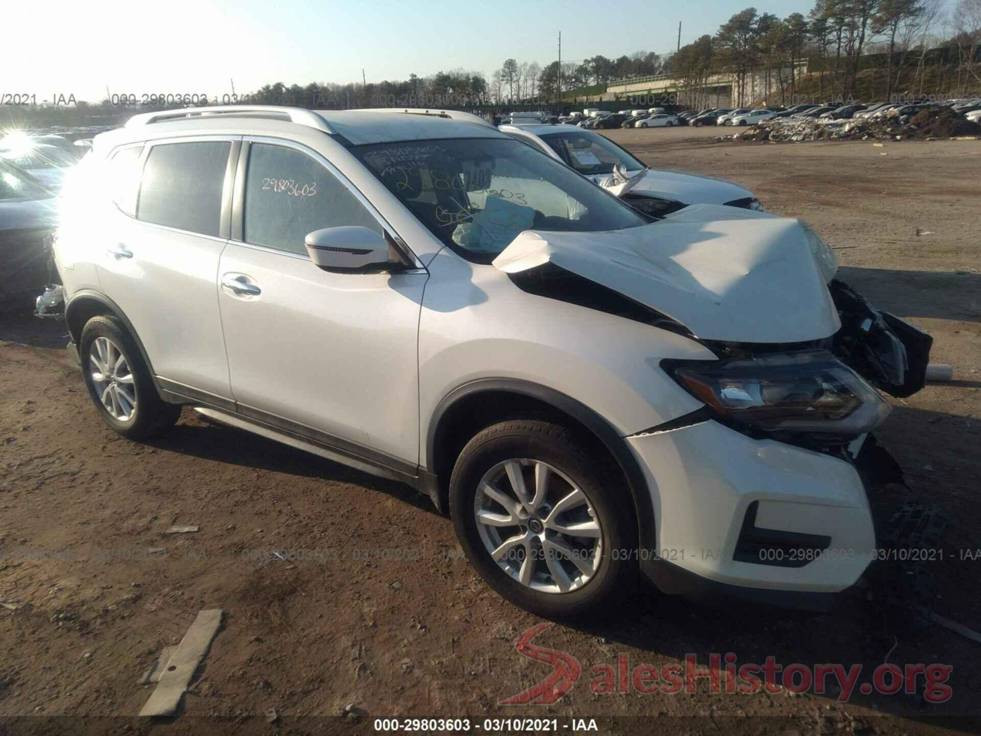 KNMAT2MV9JP606631 2018 NISSAN ROGUE