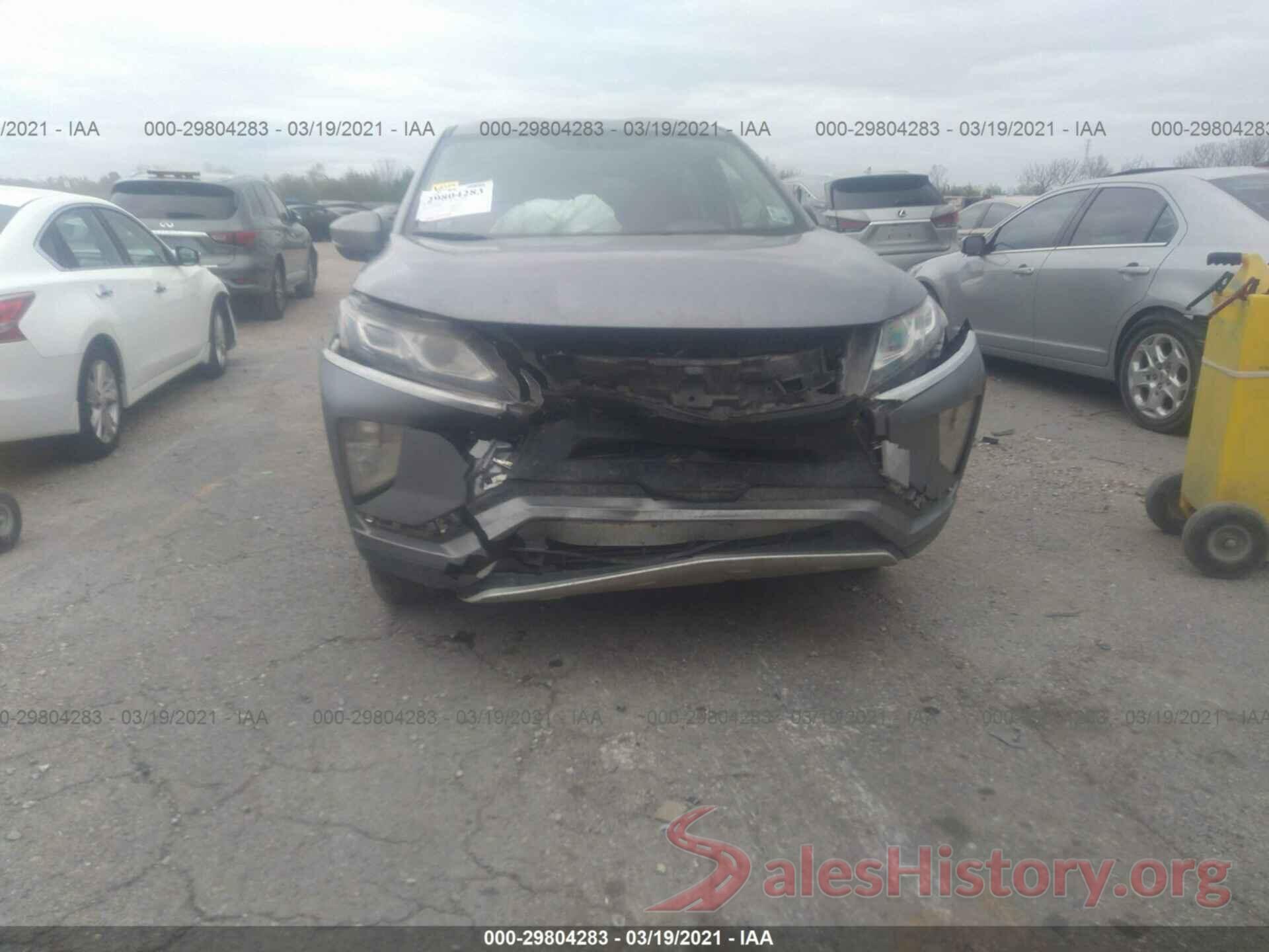 JA4AT5AA8JZ060700 2018 MITSUBISHI ECLIPSE CROSS