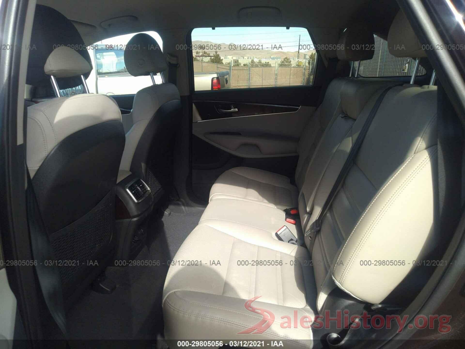 5XYPHDA51JG362584 2018 KIA SORENTO