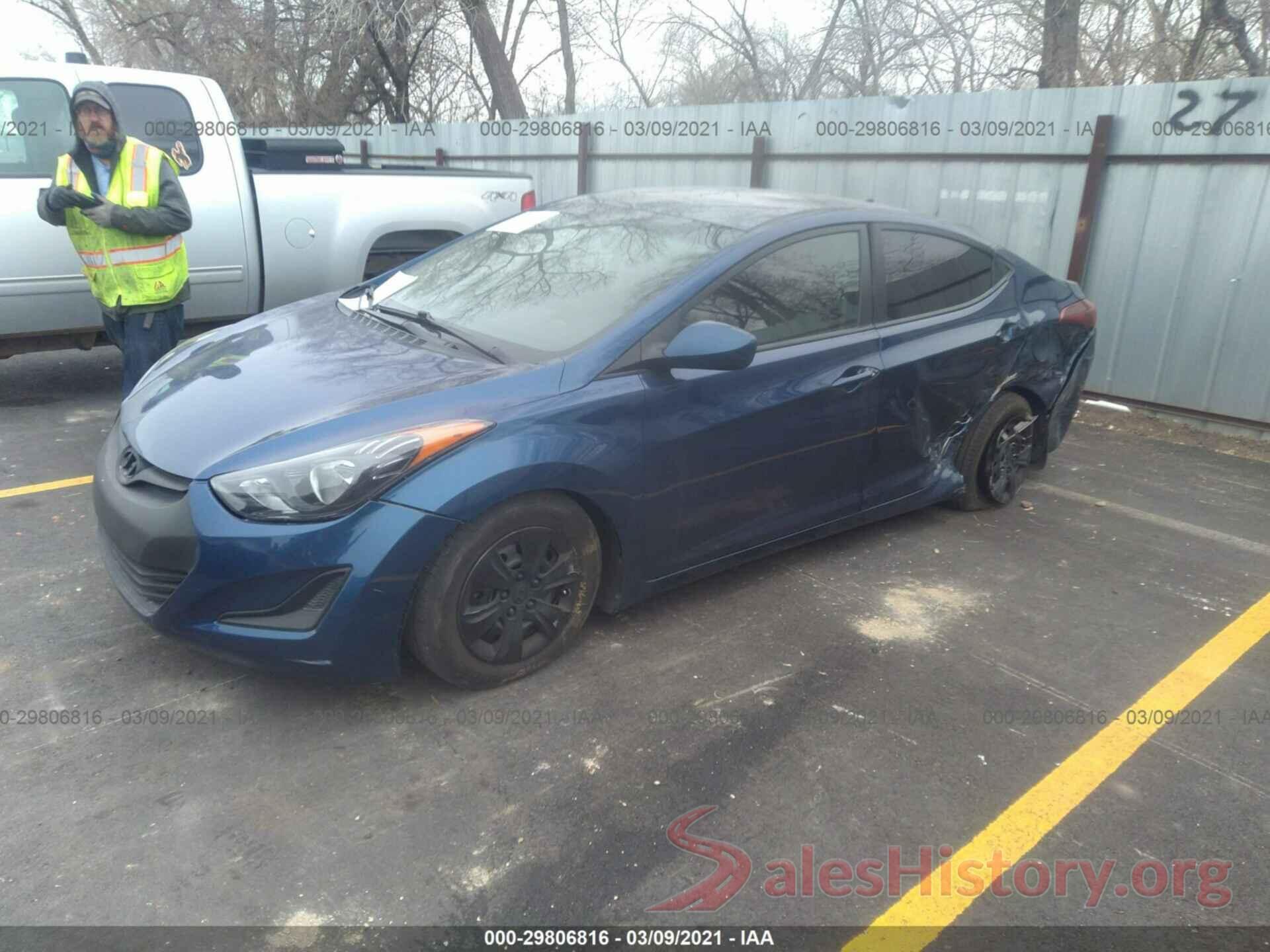 5NPDH4AE1GH756350 2016 HYUNDAI ELANTRA