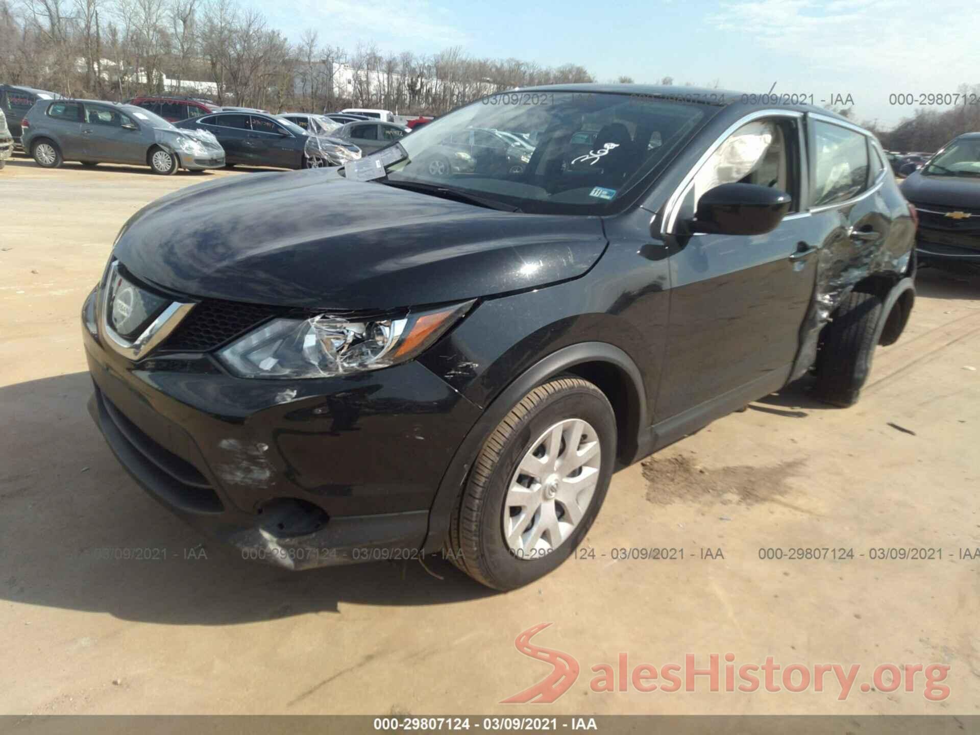 JN1BJ1CR3JW255328 2018 NISSAN ROGUE SPORT