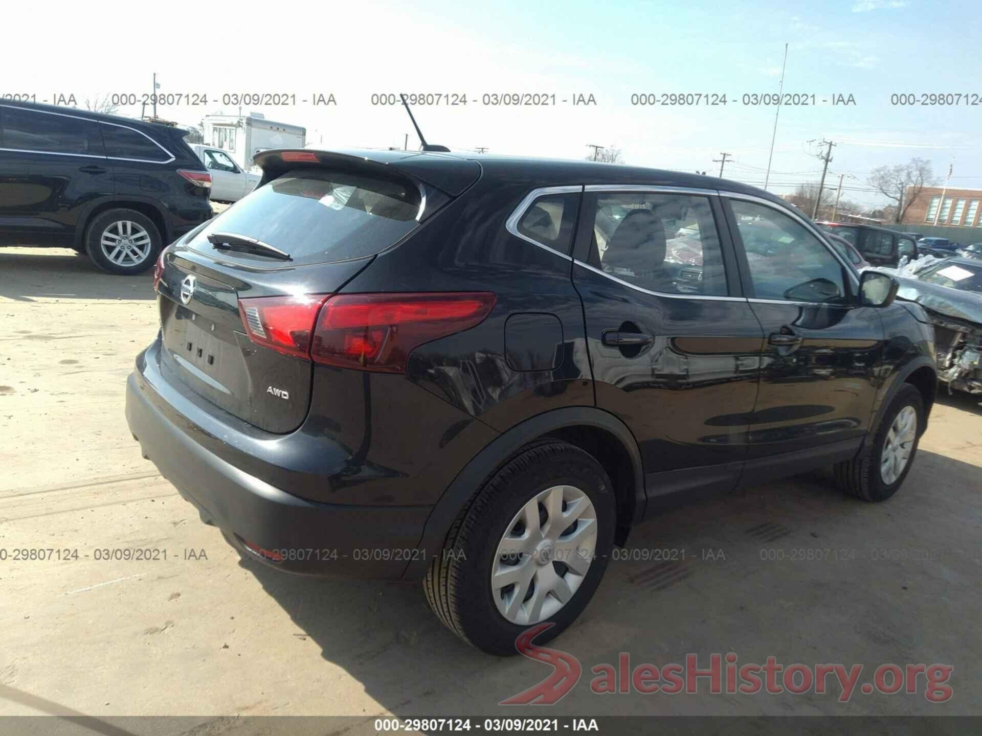 JN1BJ1CR3JW255328 2018 NISSAN ROGUE SPORT