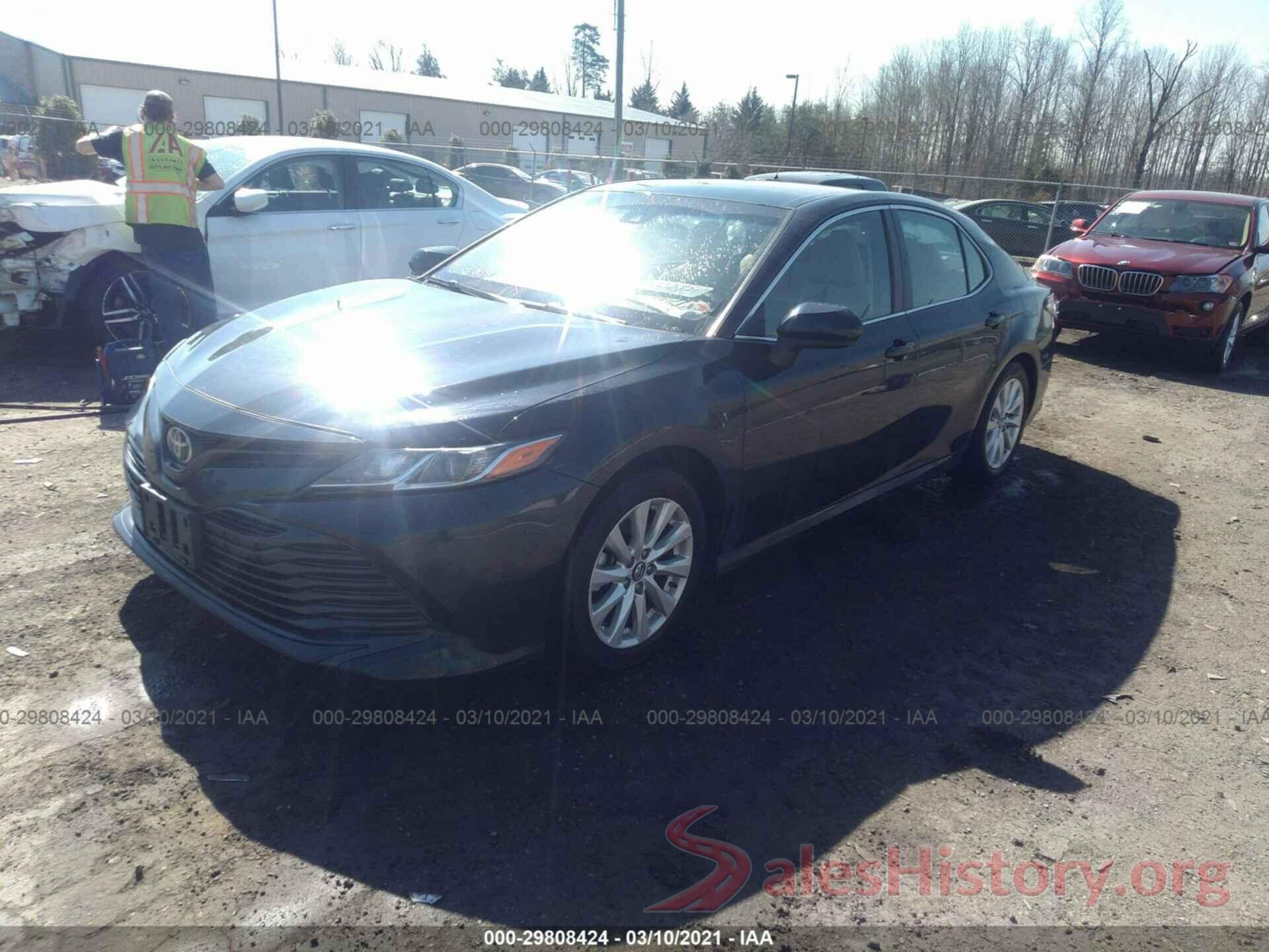 4T1B11HK5JU509590 2018 TOYOTA CAMRY