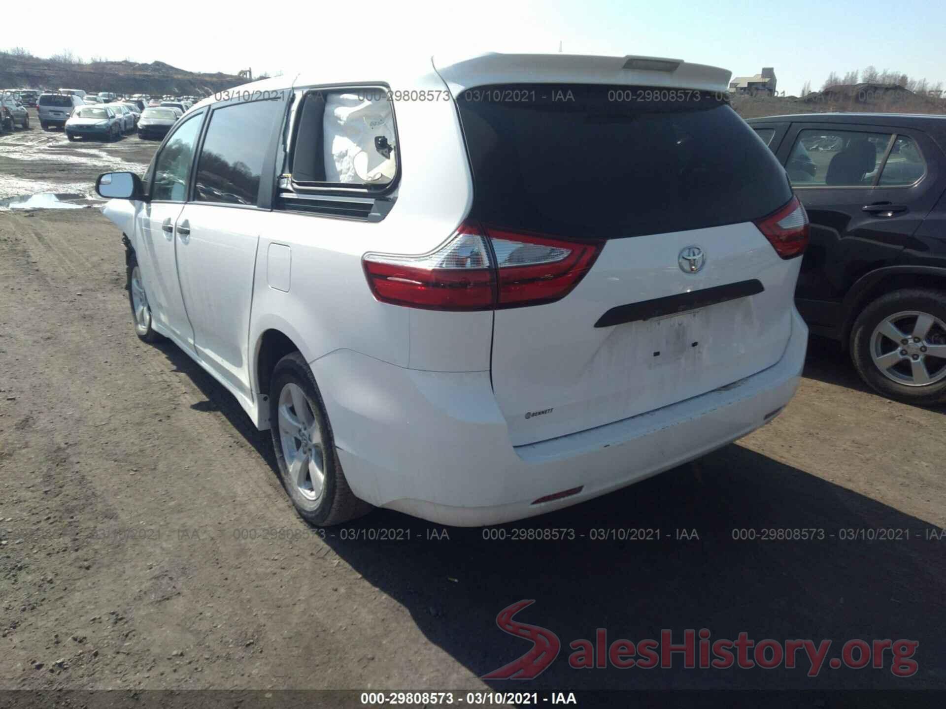 5TDZZ3DCXKS977259 2019 TOYOTA SIENNA