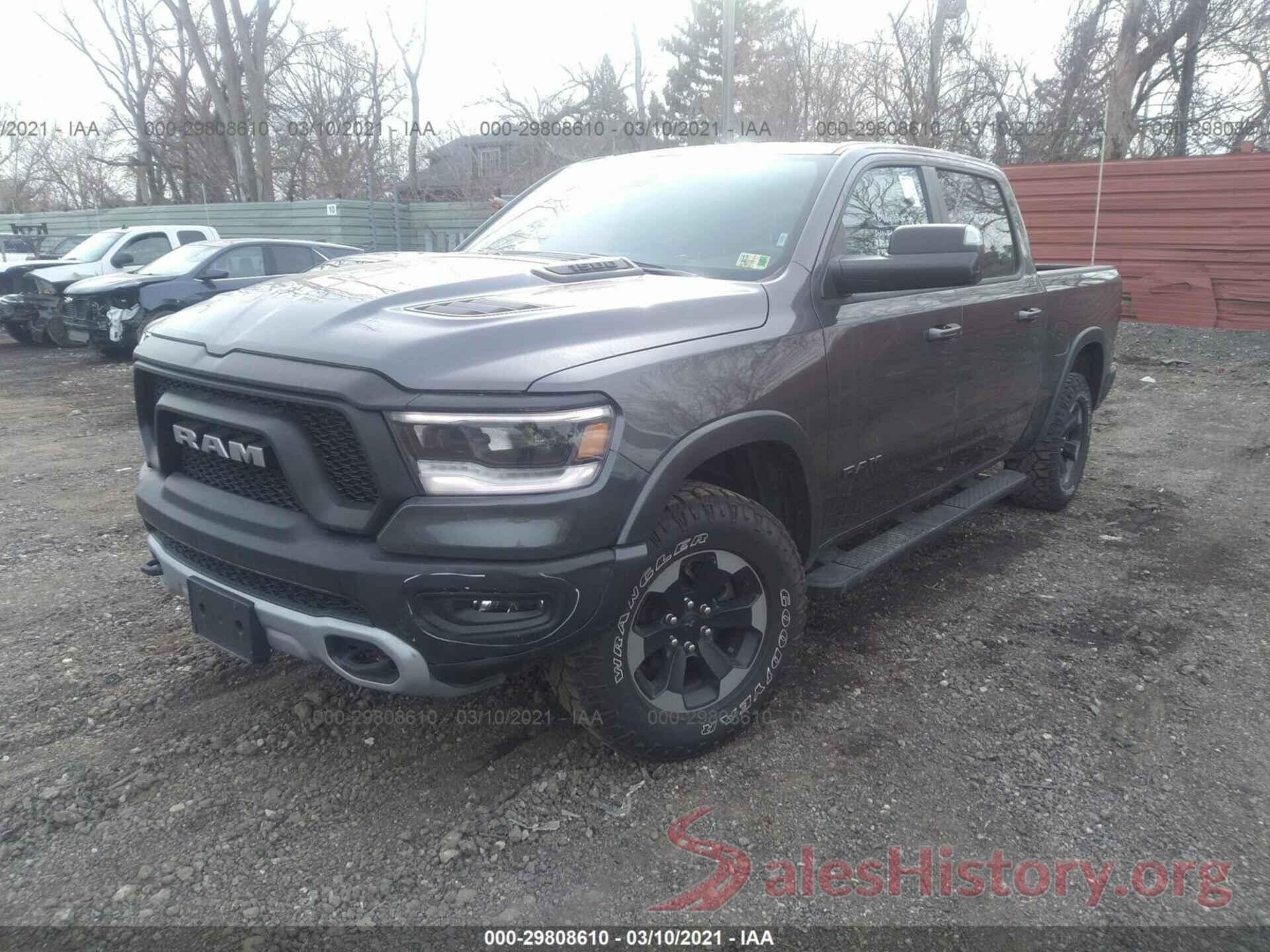 1C6RRELG6KN716756 2019 RAM 1500