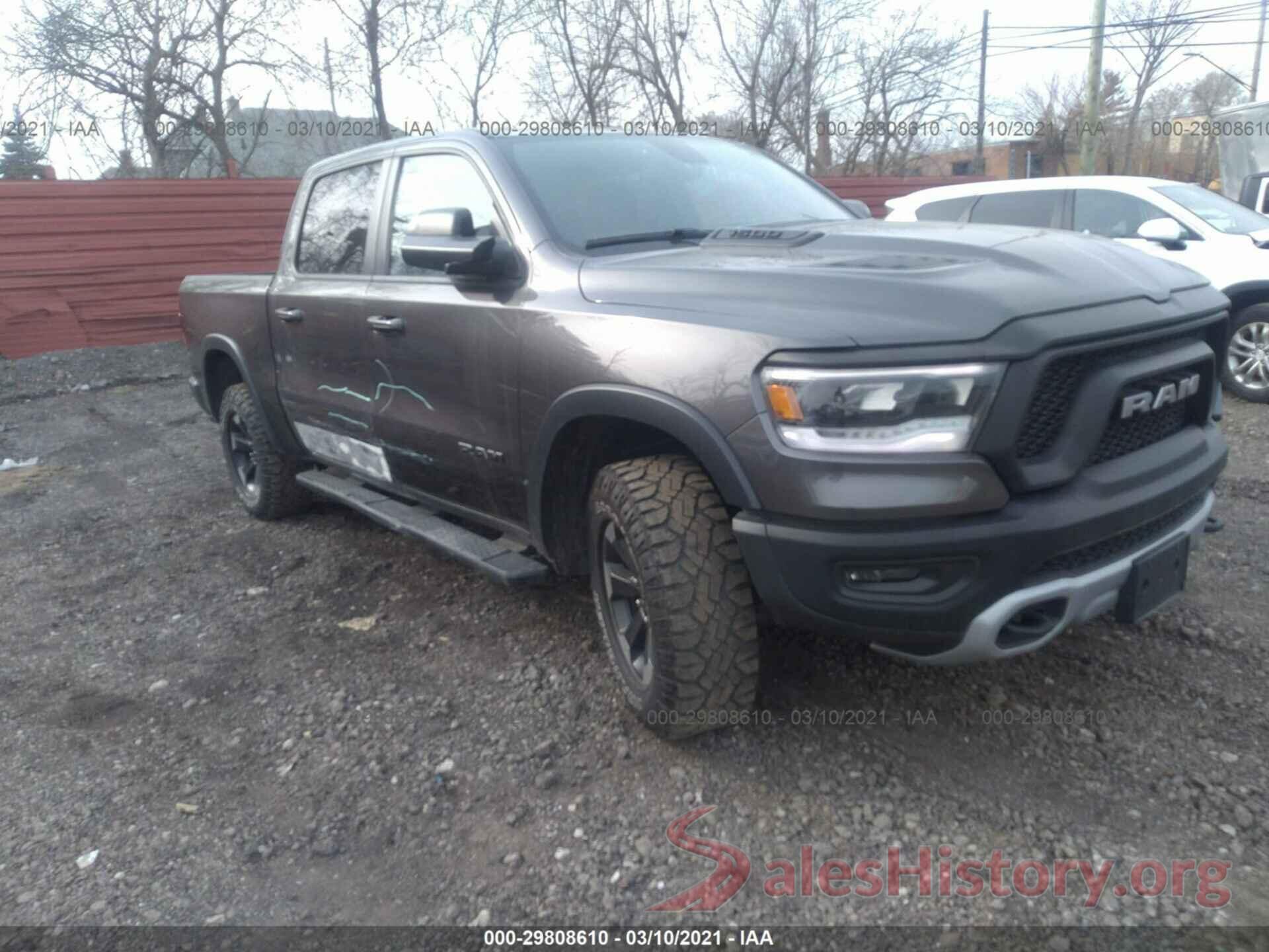 1C6RRELG6KN716756 2019 RAM 1500