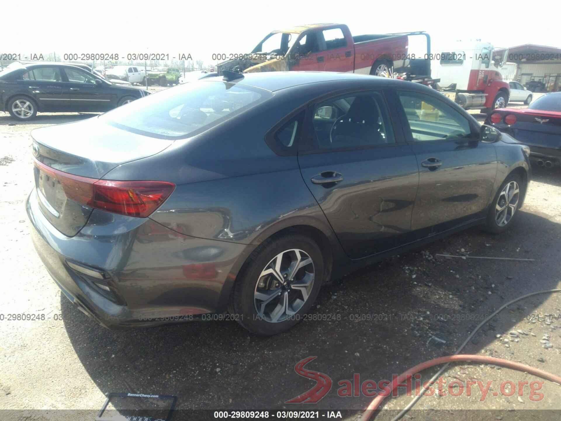 3KPF24AD2KE033279 2019 KIA FORTE