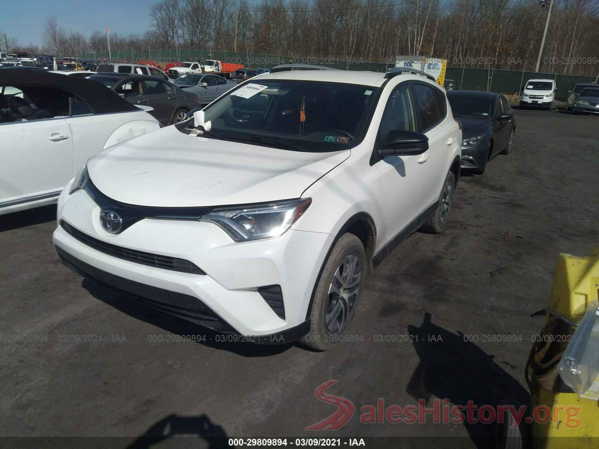 JTMBFREV9GJ067121 2016 TOYOTA RAV4