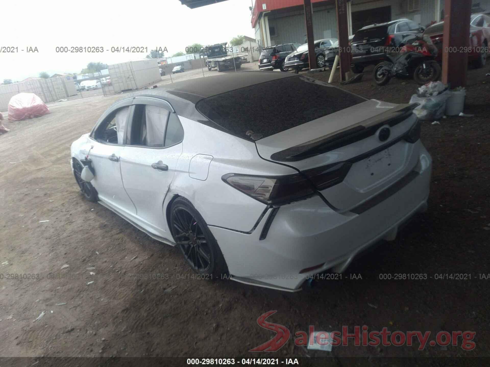 4T1B61HK0JU136105 2018 TOYOTA CAMRY