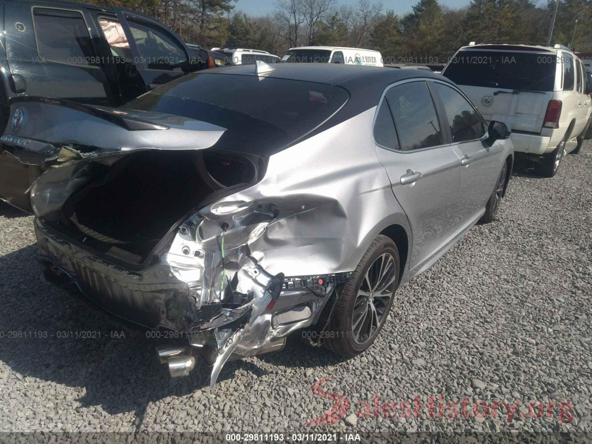 4T1B11HK3KU833381 2019 TOYOTA CAMRY