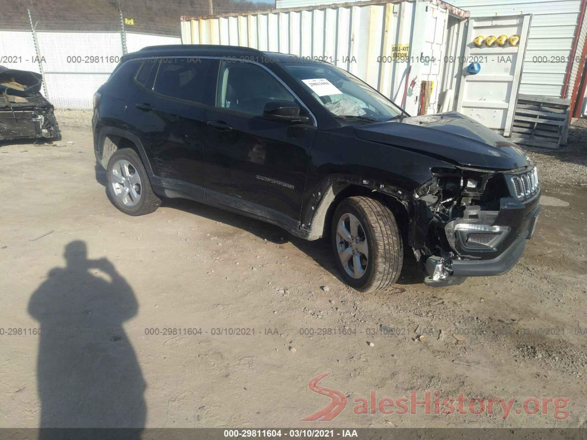 3C4NJDBB1JT114036 2018 JEEP COMPASS