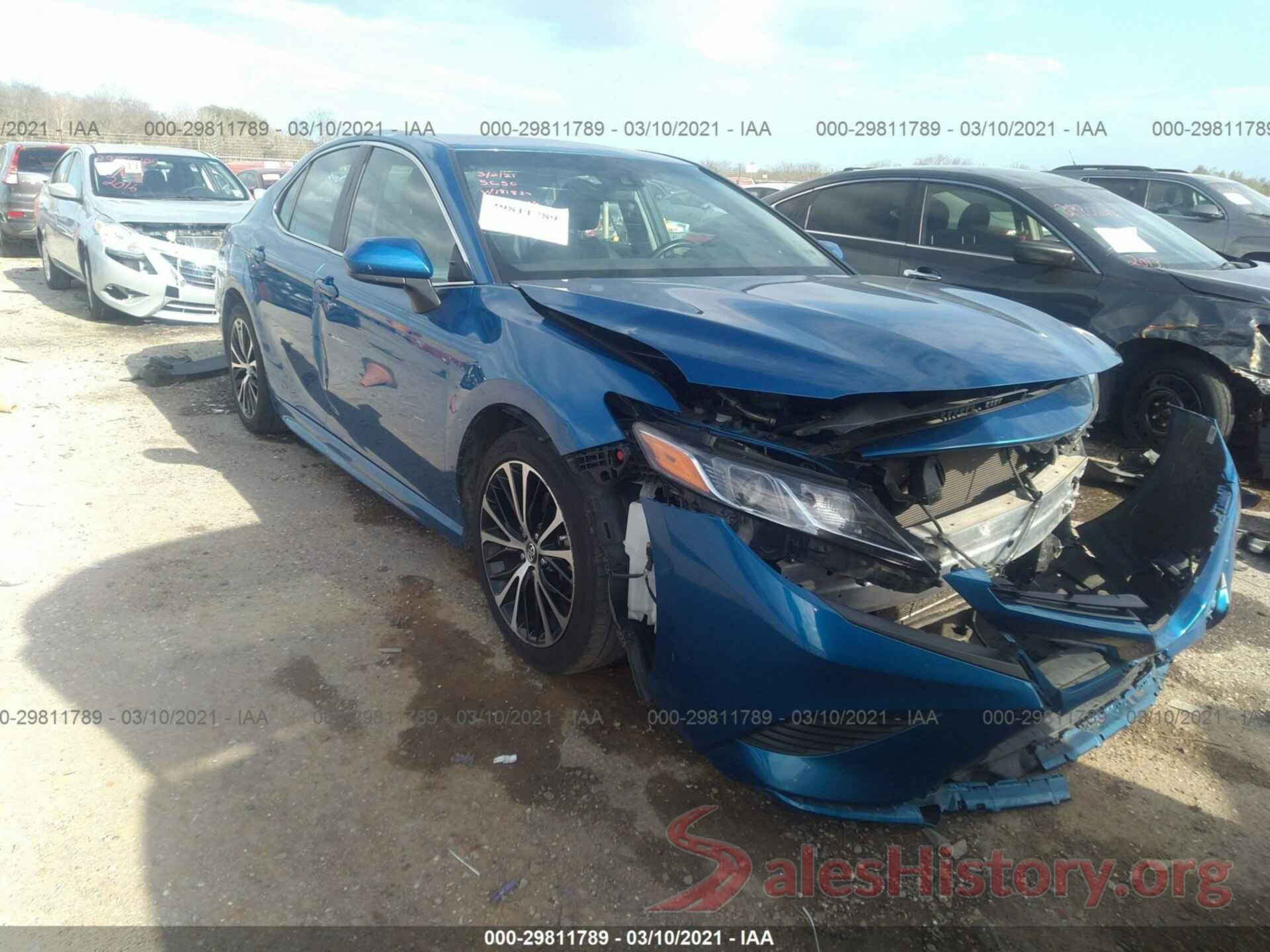 4T1B11HK0JU131839 2018 TOYOTA CAMRY