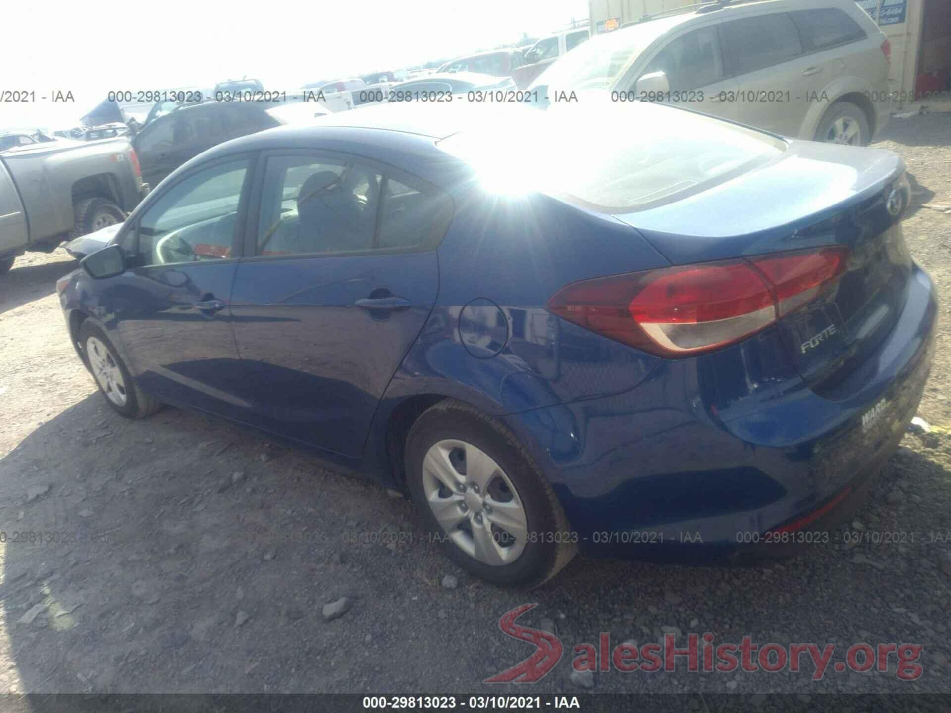 3KPFK4A73JE168411 2018 KIA FORTE