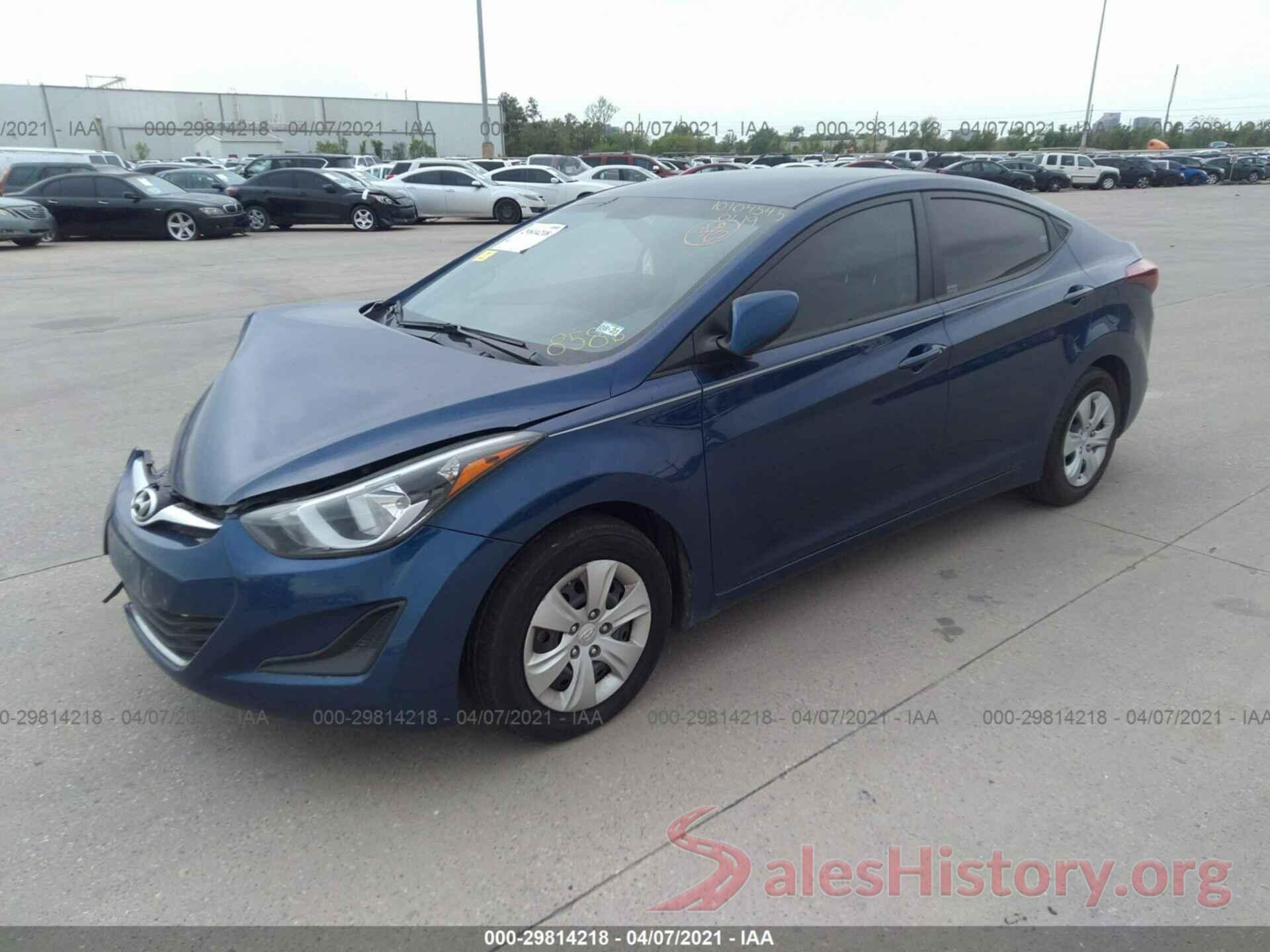 5NPDH4AE3GH788586 2016 HYUNDAI ELANTRA