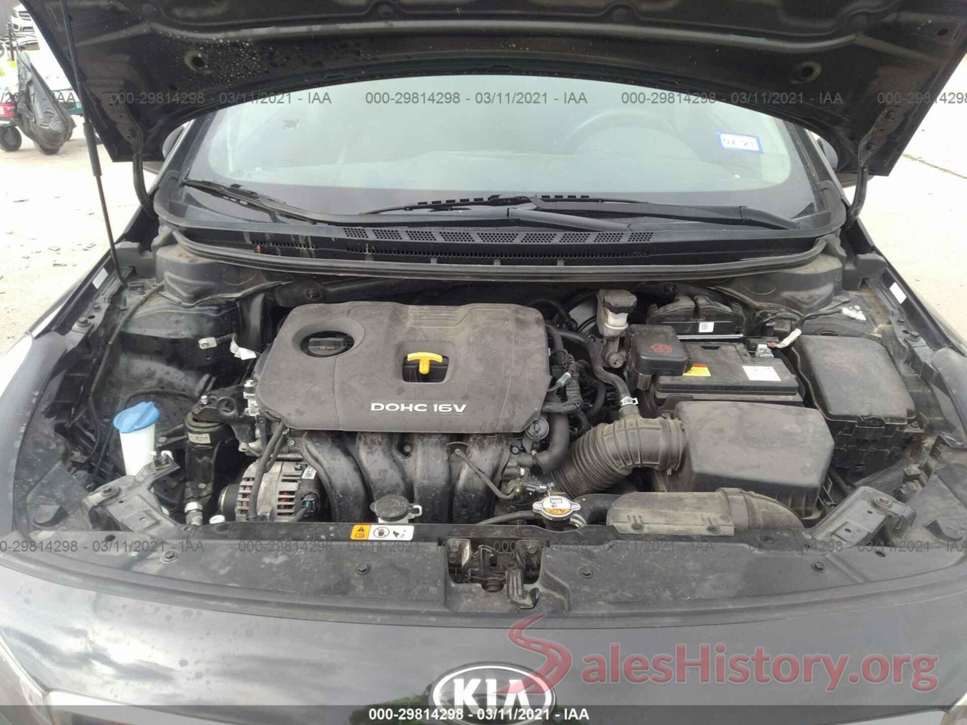 3KPFK4A74HE135864 2017 KIA FORTE