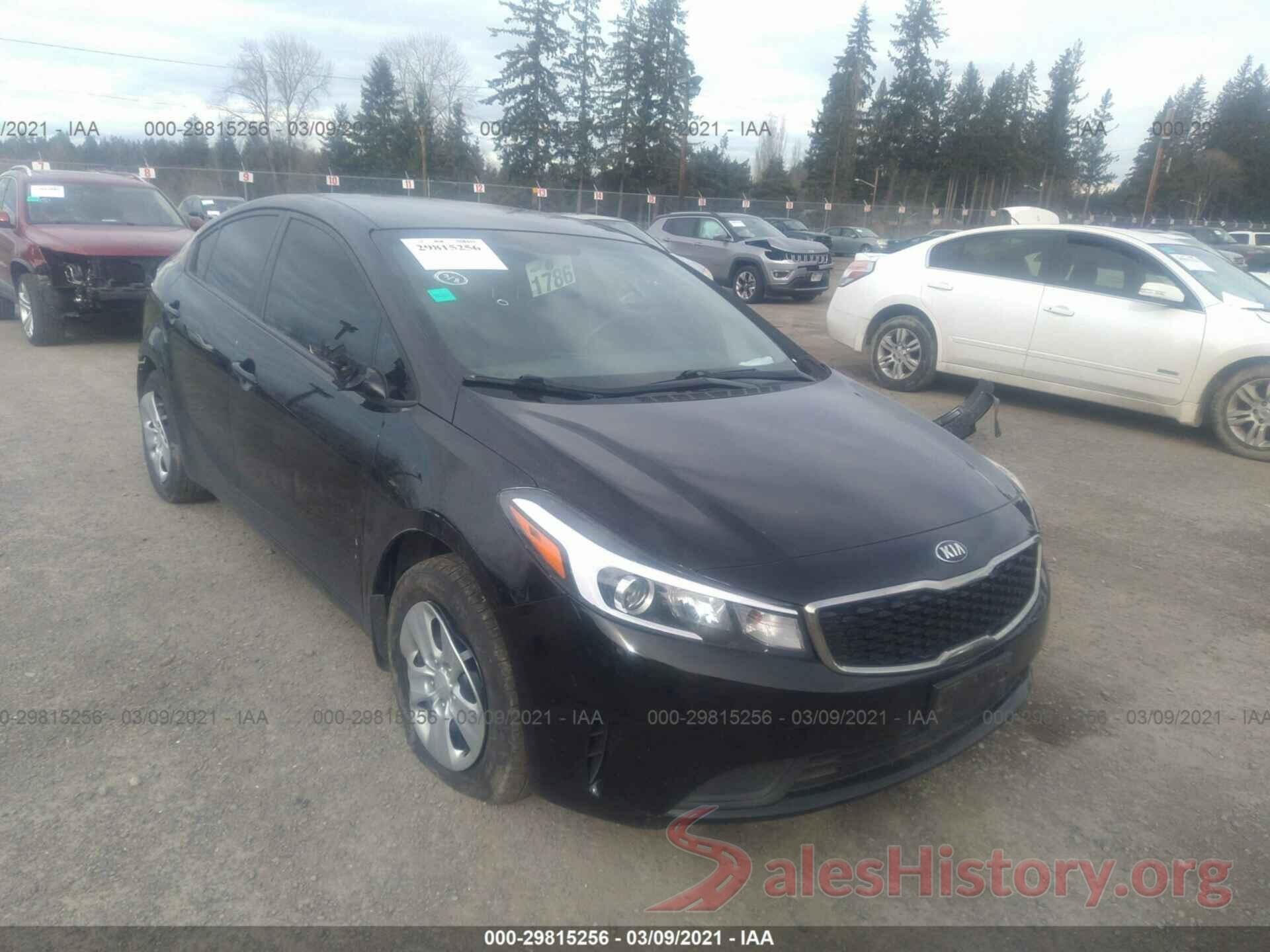 3KPFK4A7XHE038653 2017 KIA FORTE