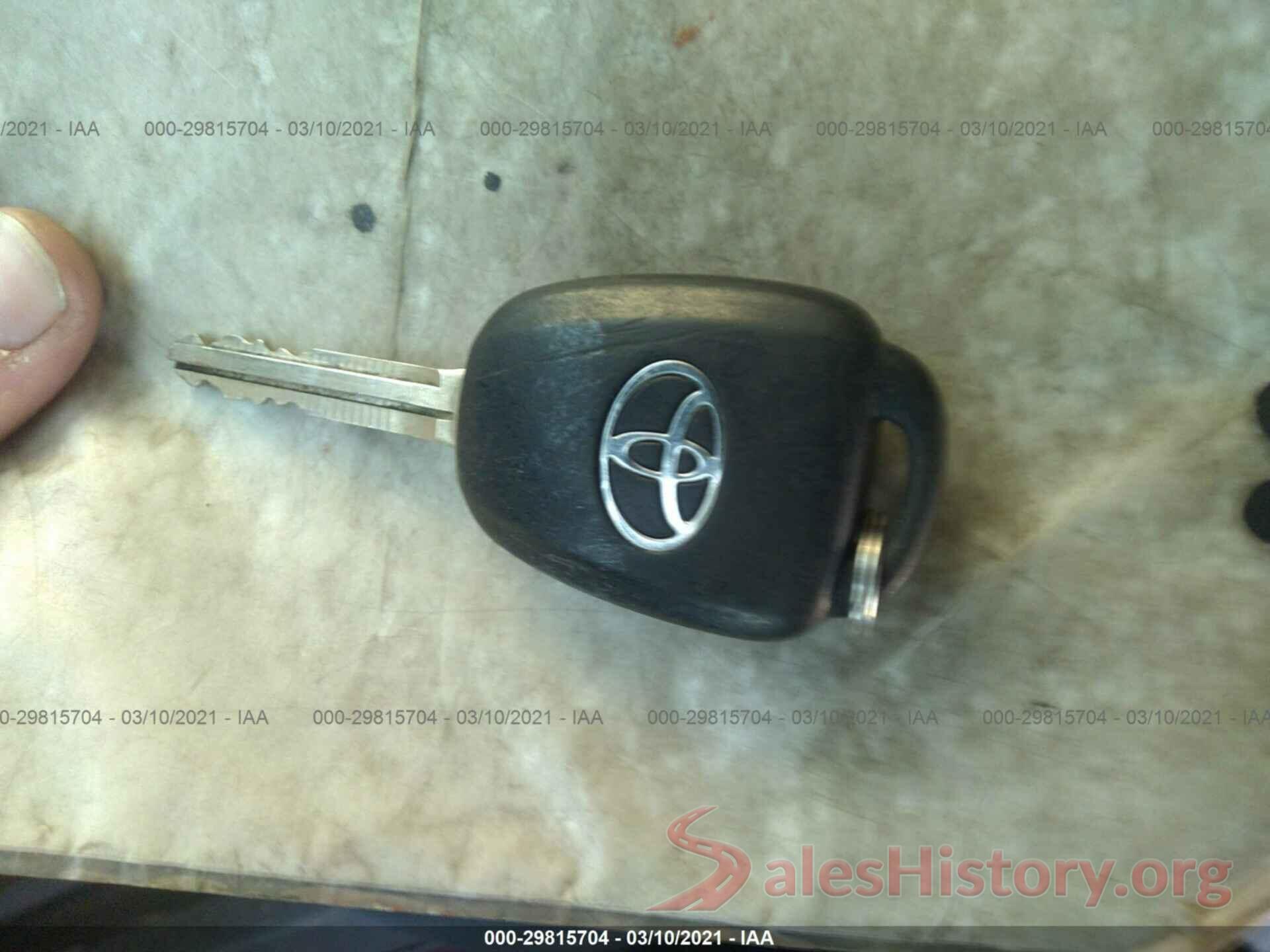 2T3BFREV0HW673524 2017 TOYOTA RAV4