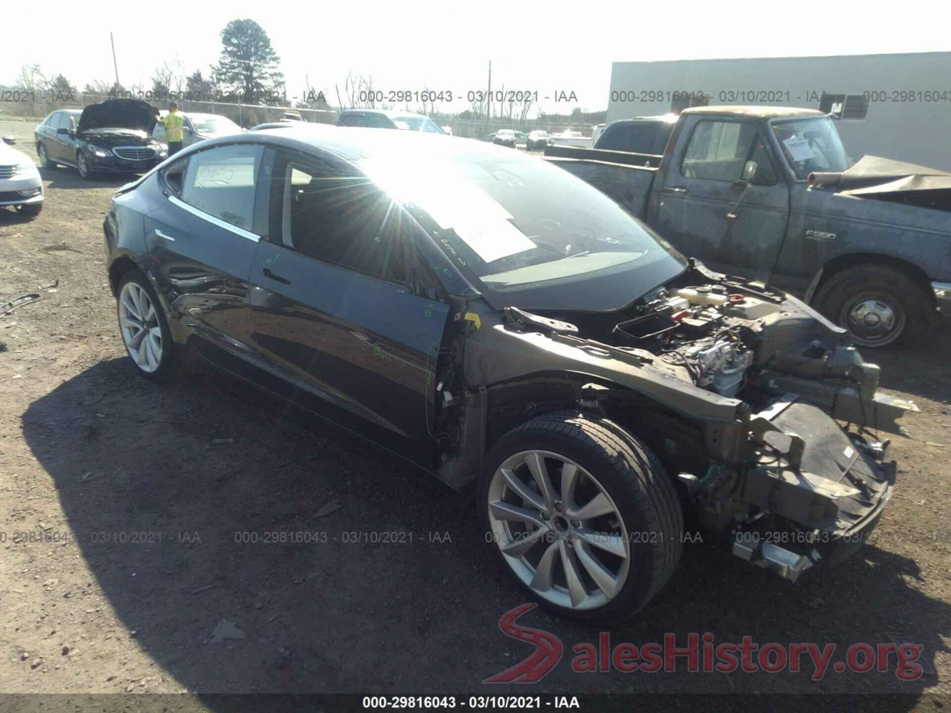 5YJ3E1EA3JF007713 2018 TESLA MODEL 3