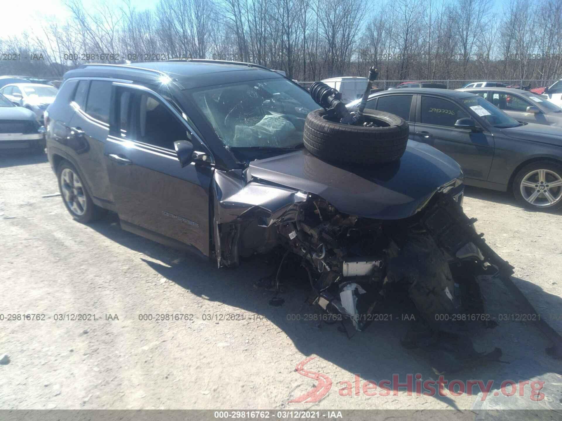 3C4NJDCB0JT163307 2018 JEEP COMPASS