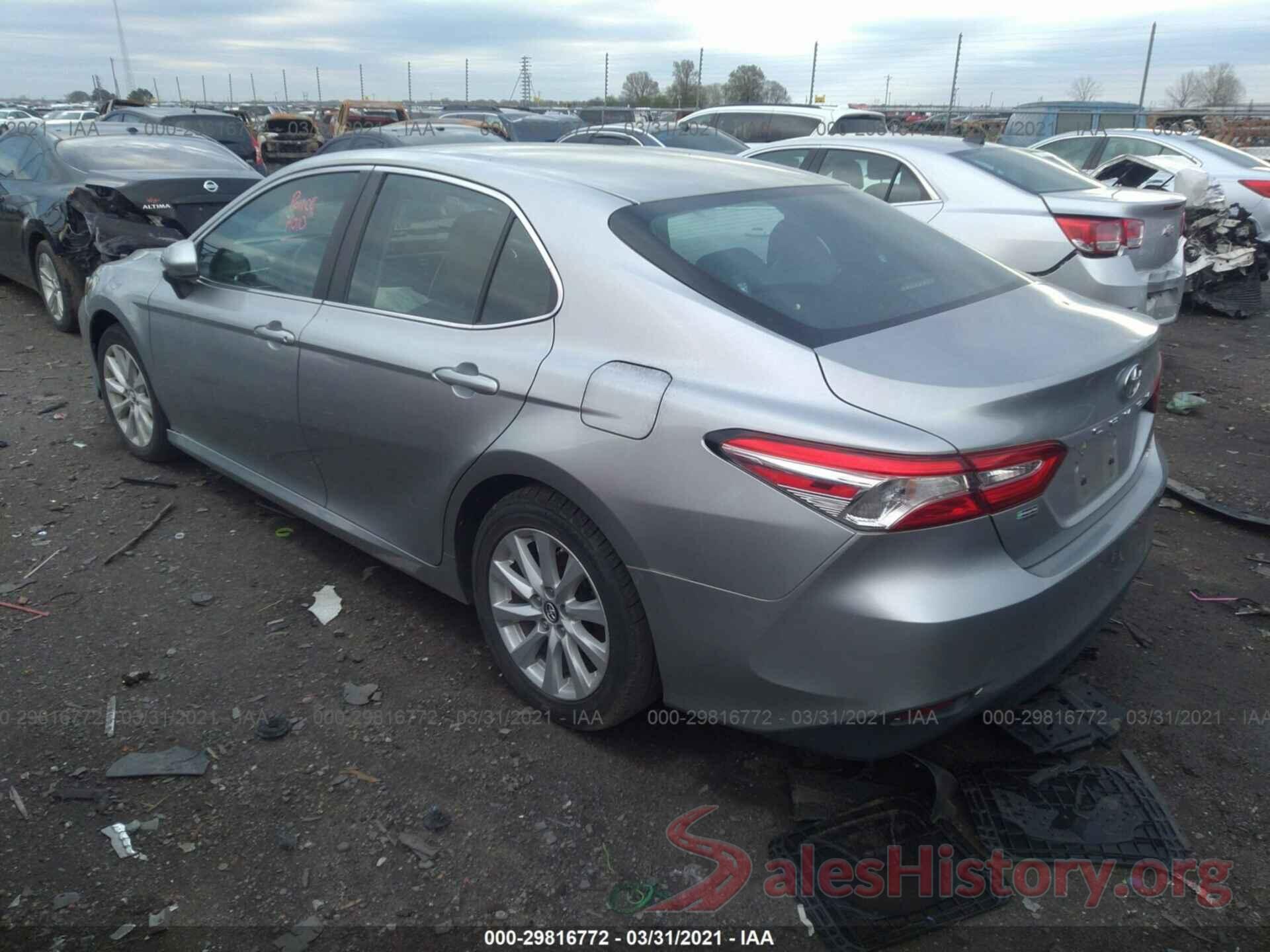 4T1B11HK3JU073483 2018 TOYOTA CAMRY