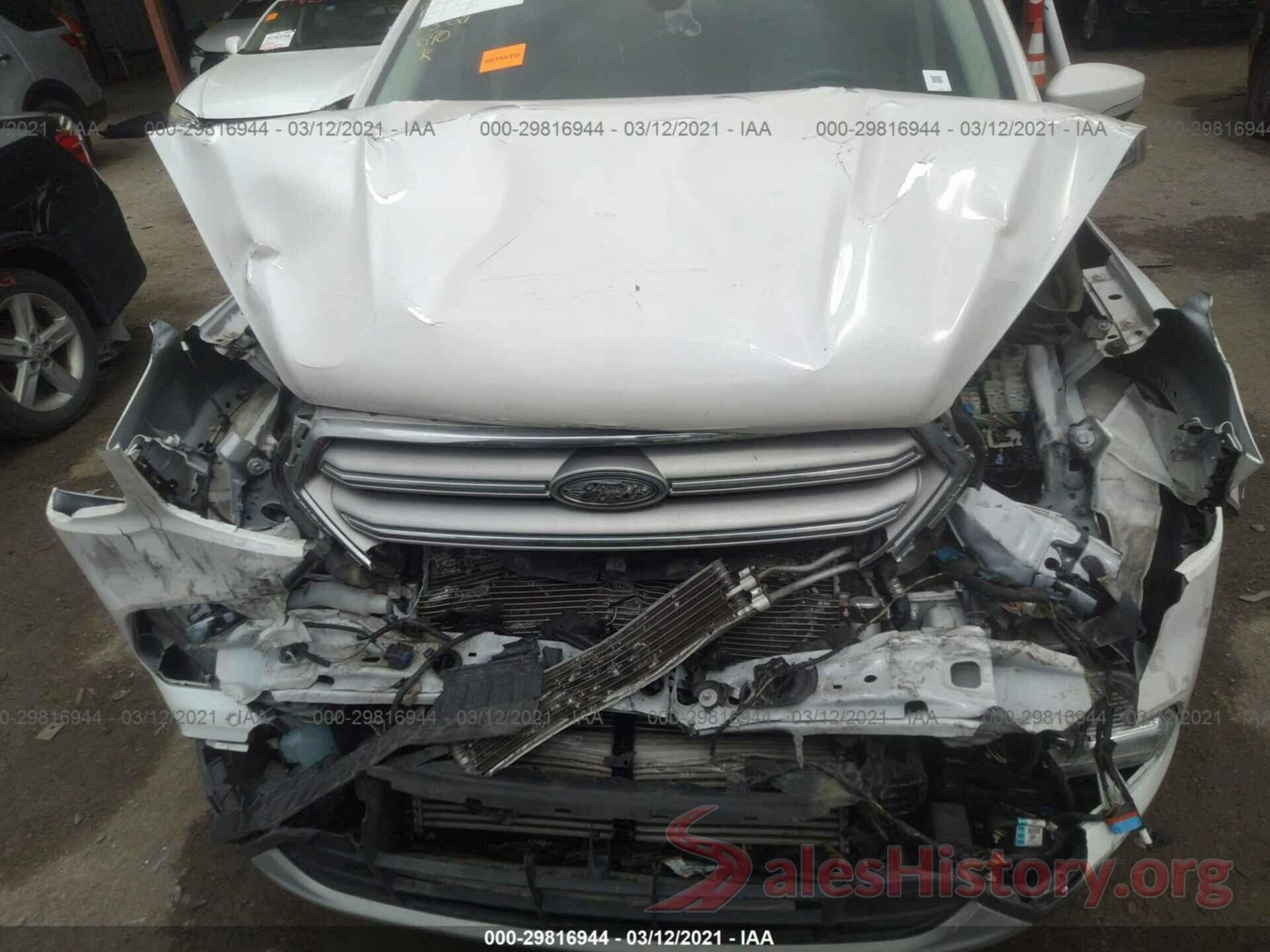 1FMCU9J95JUD58882 2018 FORD ESCAPE