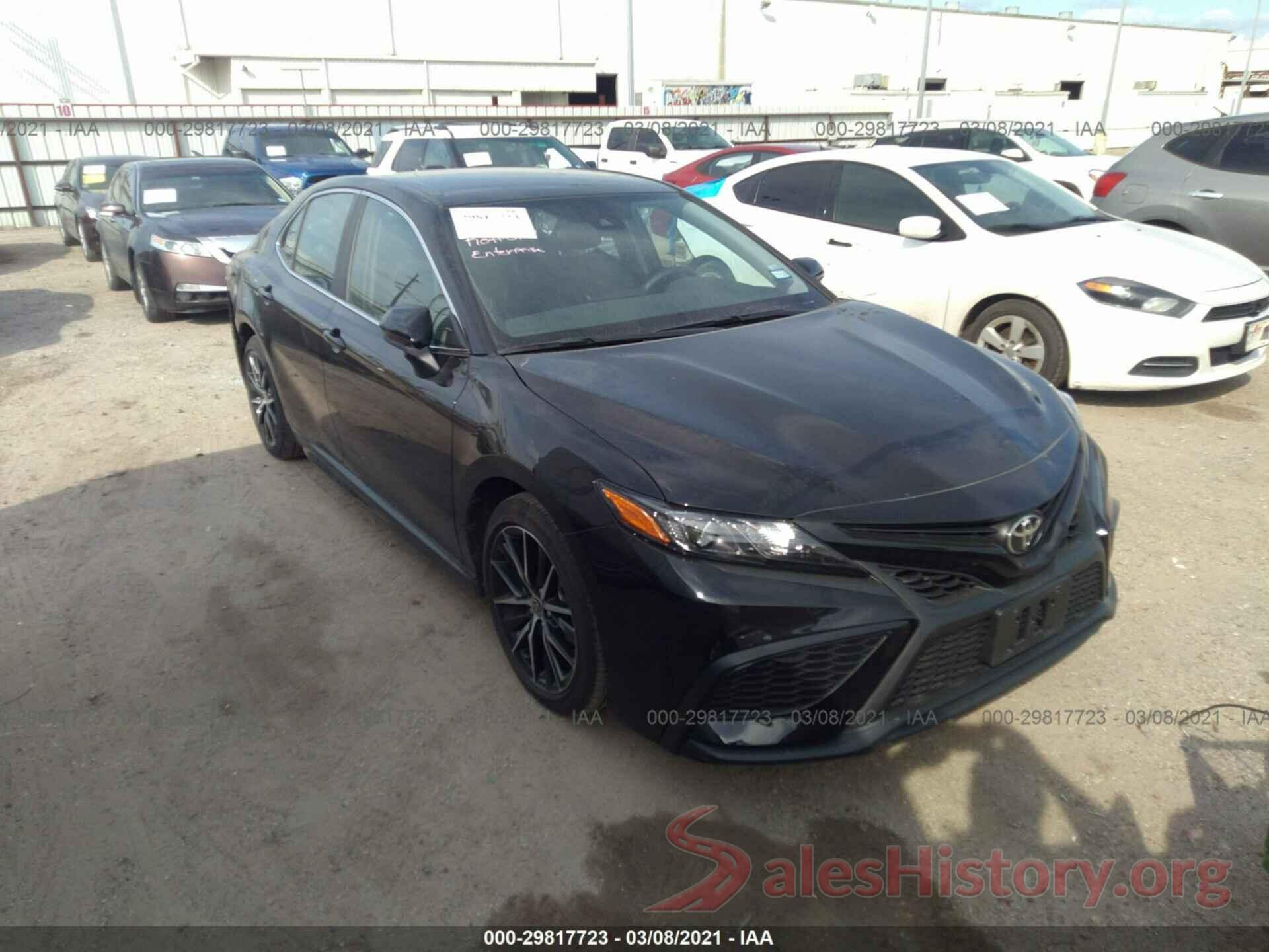 4T1G11AK3MU412716 2021 TOYOTA CAMRY