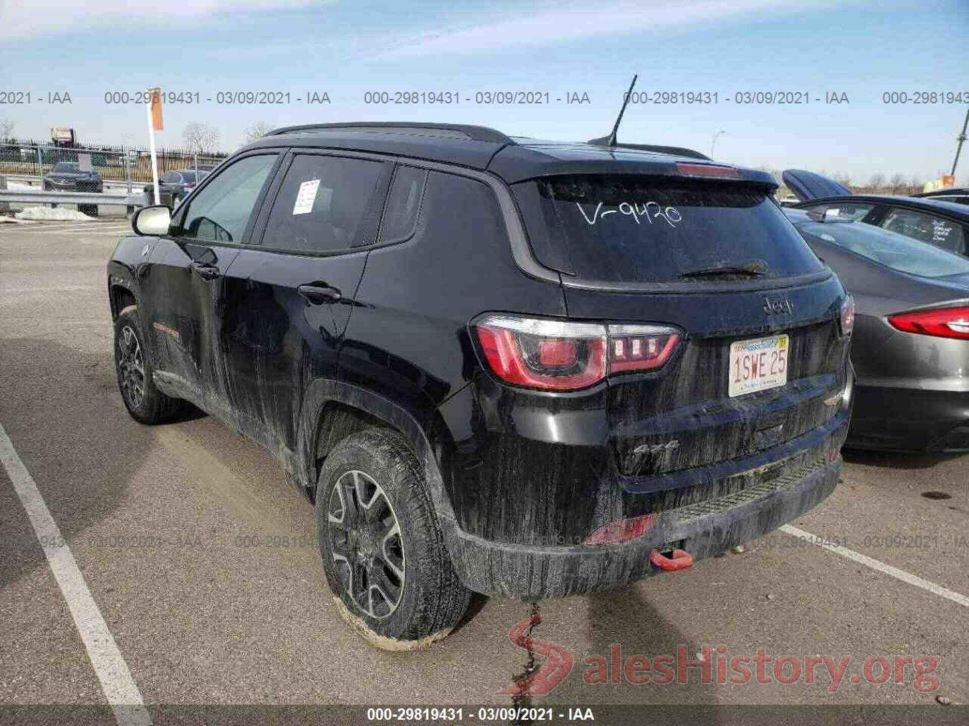 3C4NJDDB9KT799420 2019 JEEP COMPASS