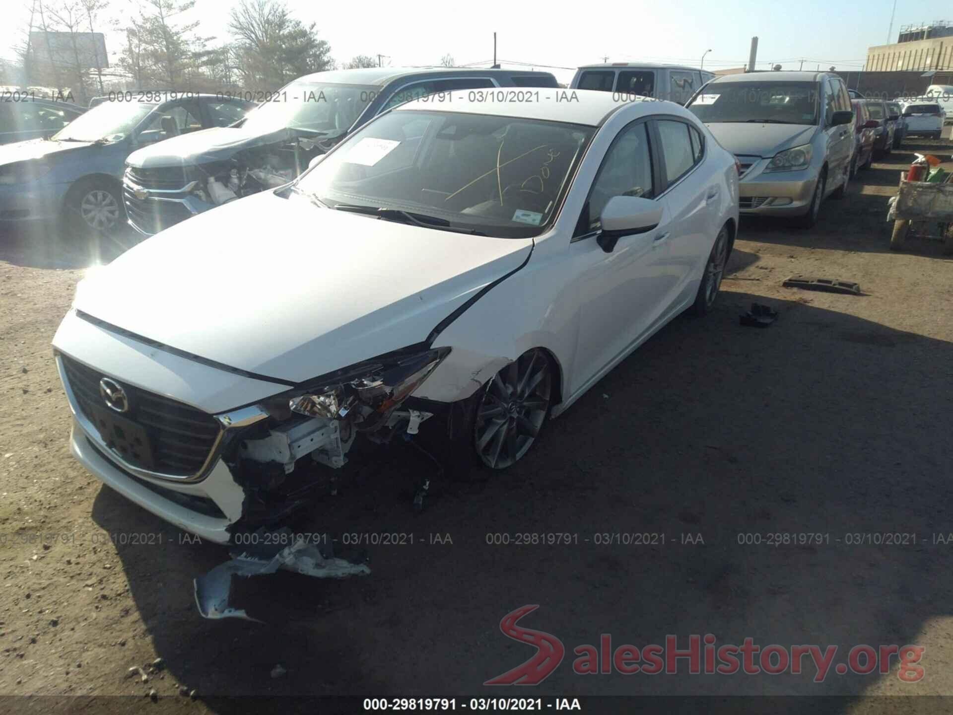 3MZBN1V39JM209588 2018 MAZDA MAZDA3 4-DOOR