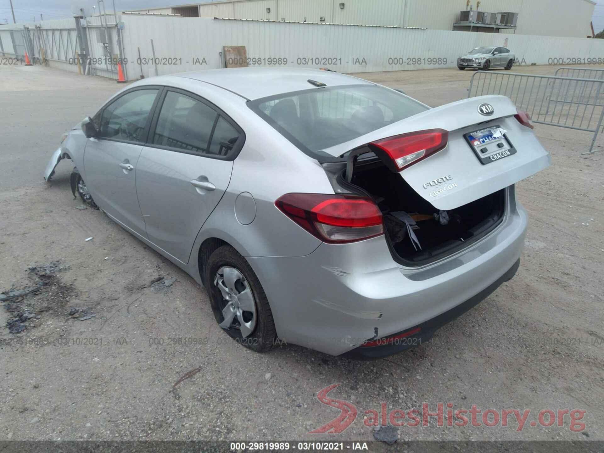 3KPFK4A77HE128956 2017 KIA FORTE