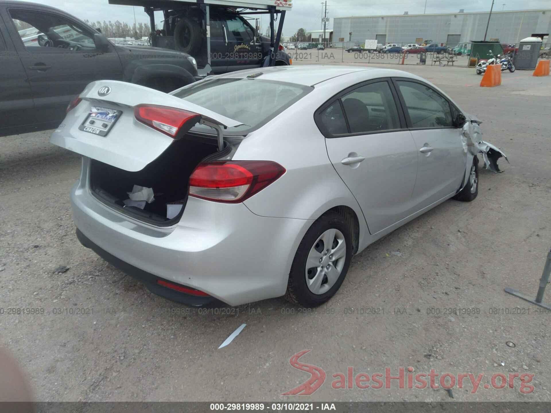 3KPFK4A77HE128956 2017 KIA FORTE