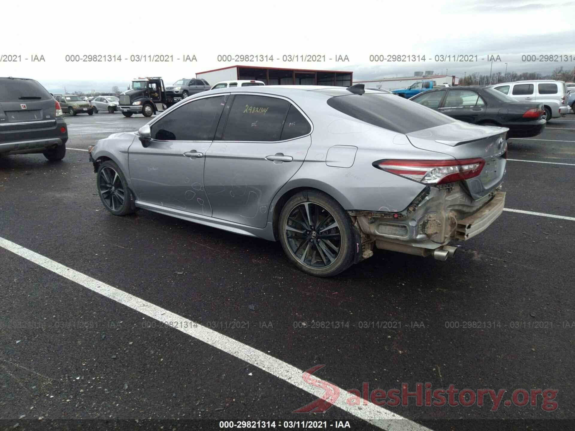 4T1B61HK1JU107129 2018 TOYOTA CAMRY